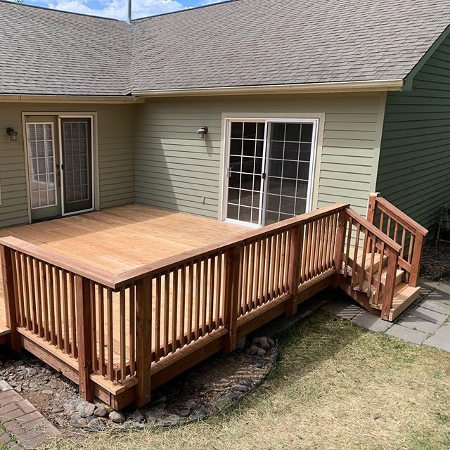 Another #deck in the books...this one involved plenty of problem solving. We had to work around a crawl space vent, frame around and attach decking to a hidden concrete stoop, and repair siding that was rotten due to inadequate waterproofing by the p