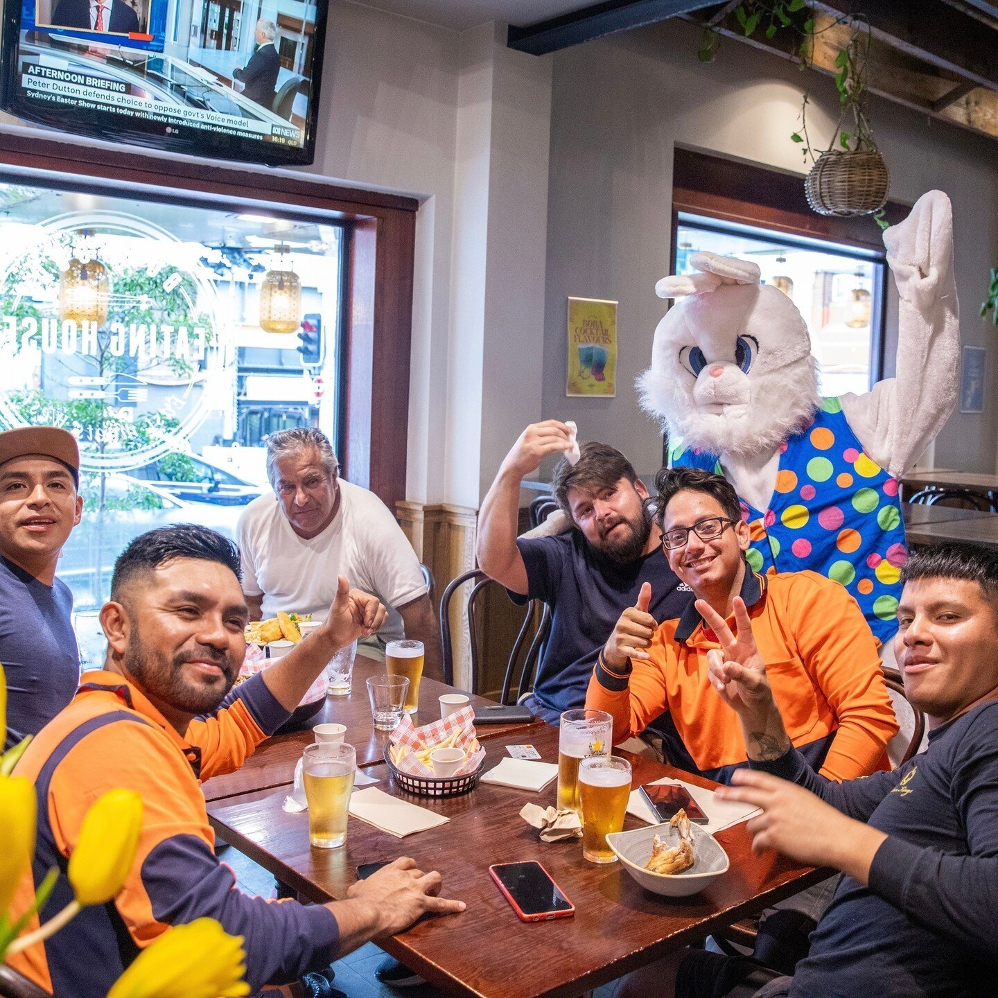 Final day of Easter doesn't mean the end of fun! Join us for a culinary adventure, creative cocktails, and the warmth of friendship. Let's make memories! 🍽️🥳