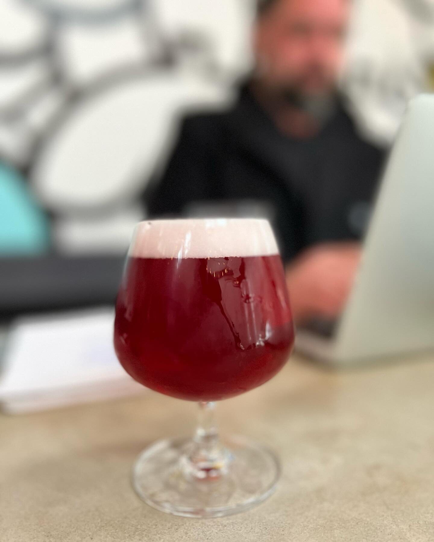 TAKE A WORK ON THE WILD SIDE

Kickin&rsquo; it with a laptop and a glass of our Garage Series Piquette Style Ale. A little something to get you though a Tuesday on a short week with a double-barrelled long weekend ahead.

Here&rsquo;s the full rundow