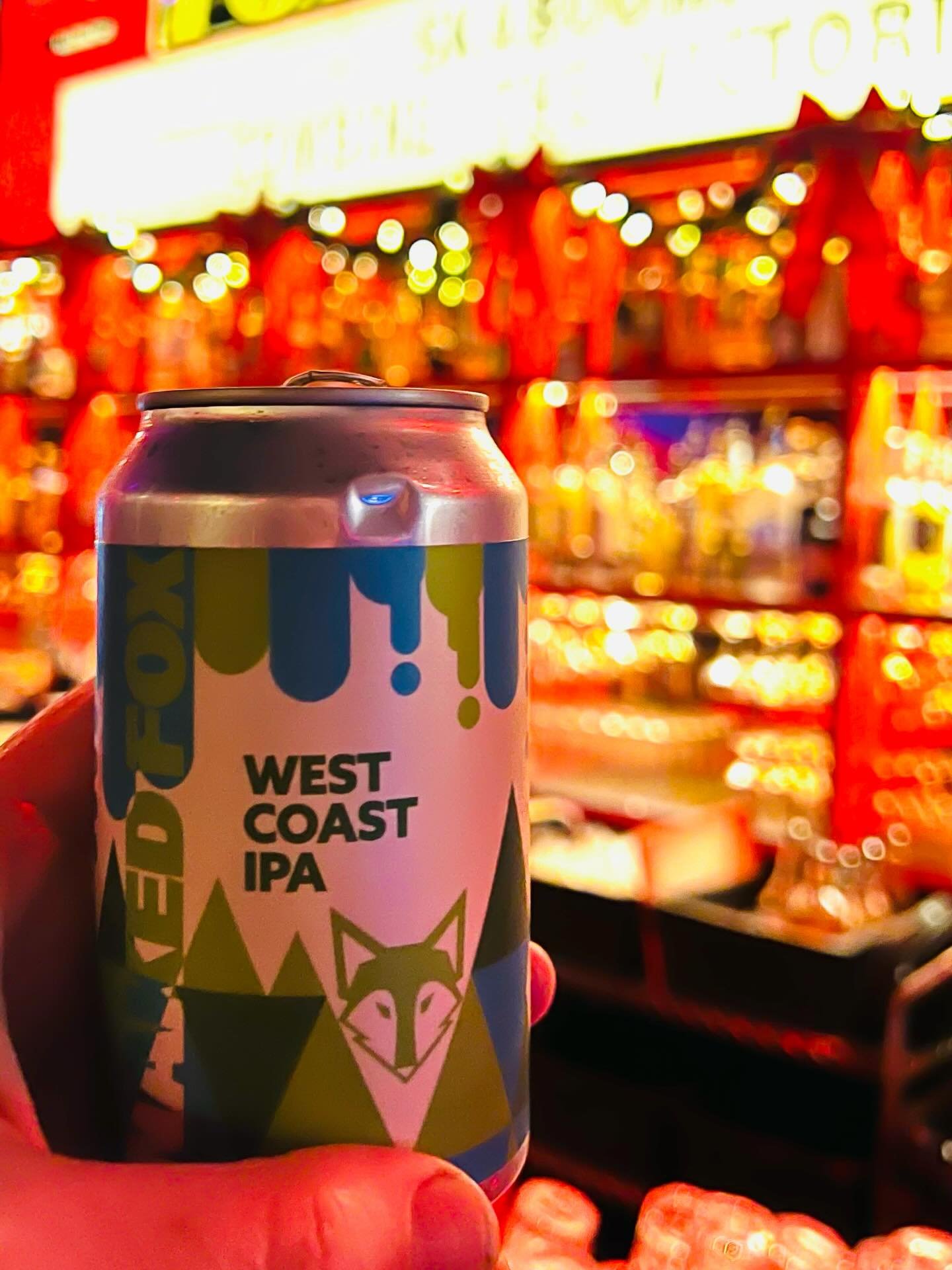 MERRY FOXXXXIN&rsquo; CHRISTMAS

Spotted out on the town: a freshly cracked NAKED FOX IPA at @foxcabaret for an album release party last night featuring our foxy friends in @combinethevictorious 

🦊❤️🍺

#foxcabaret #westcoastIPA #IPA #mainstreetbee