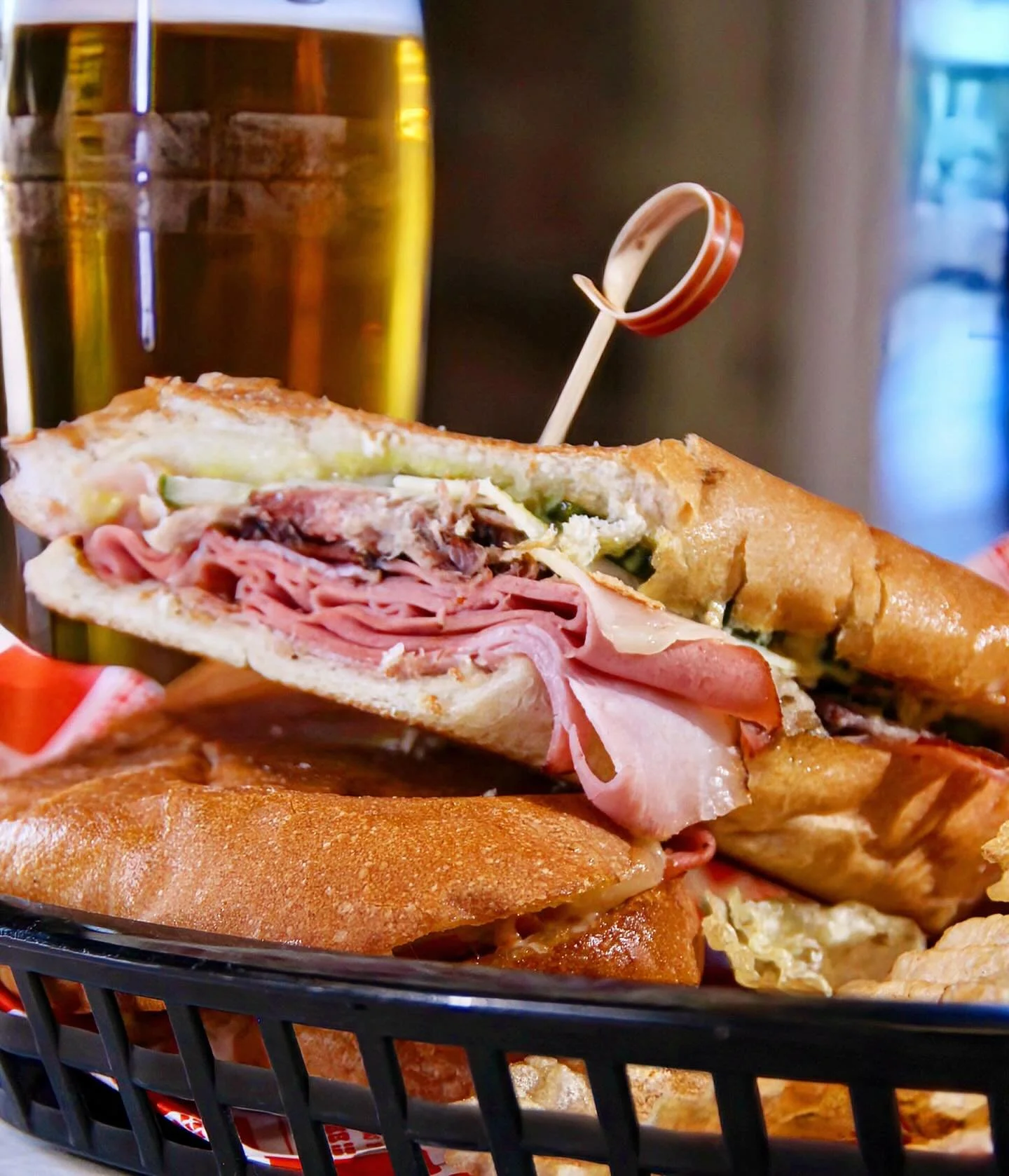 CUBANO CLOSEUP

A melt-in-your-mouth sand that pairs perfectly with a pint of freshly poured Premium Pilsner from our friends @rosiesbbqsmokehouse that&rsquo;s a daily feature on our food menu:

𝗧𝗛𝗘 𝗖𝗨𝗕𝗔𝗡𝗢
𝗖𝗼𝘂𝗻𝘁𝗿𝘆 𝗵𝗮𝗺, 𝘀𝗺𝗼𝗸𝗲𝗱