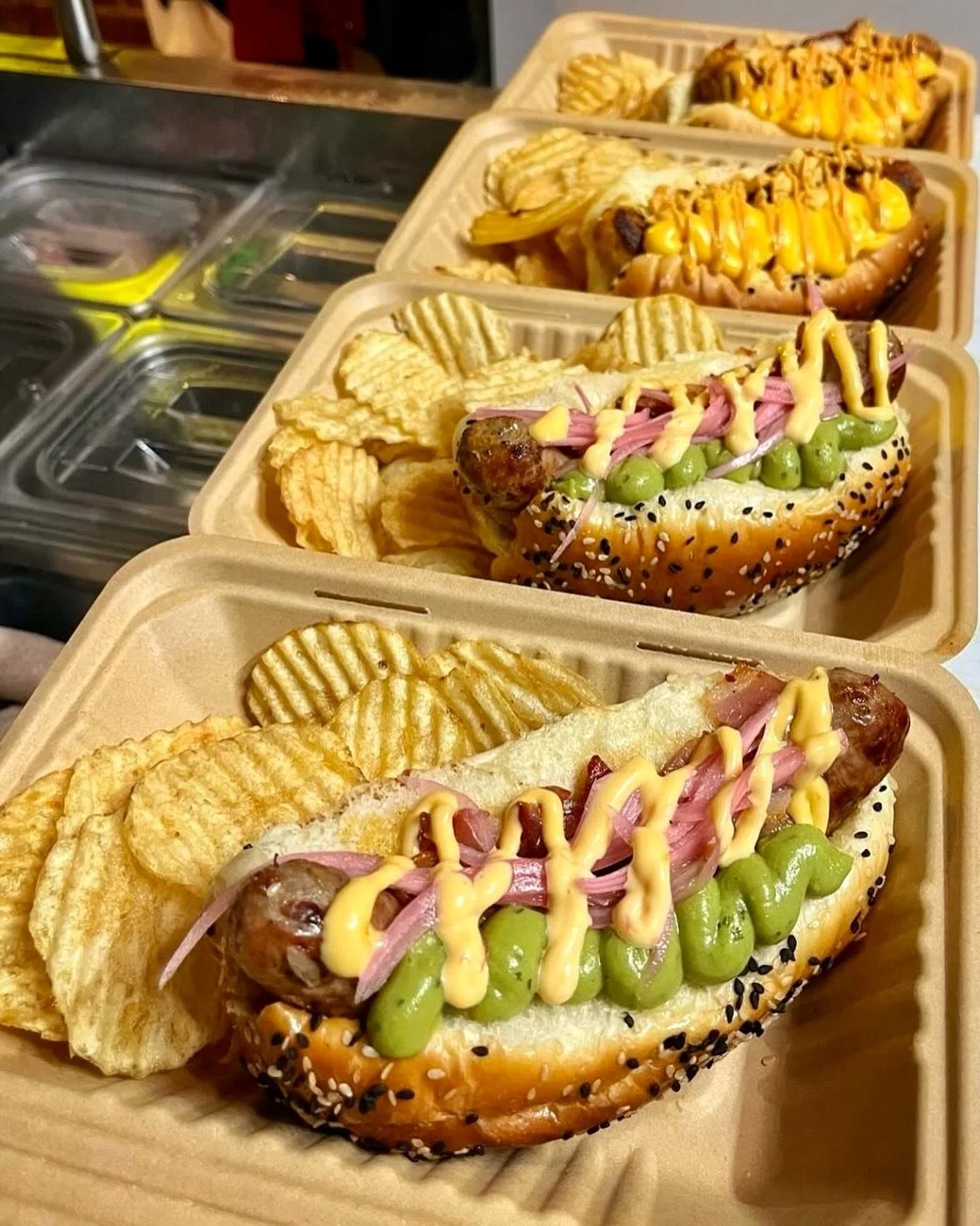 BRAT SUMMER IN DA HAUS

Stoked to let y&rsquo;all know that the team from @brathaus.ca has officially taken over the Main St. Kitchen!

𝗛𝗼𝘂𝗿𝘀 𝗼𝗳 𝗼𝗽𝗲𝗿𝗮𝘁𝗶𝗼𝗻:
𝗧𝘂𝗲𝘀-𝗧𝗵𝘂𝗿𝘀: 𝟭-𝟴:𝟯𝟬 𝗽.𝗺.
𝗙𝗿𝗶-𝗦𝗮𝘁: 𝟭-𝟵:𝟯𝟬 𝗽.𝗺.

The O