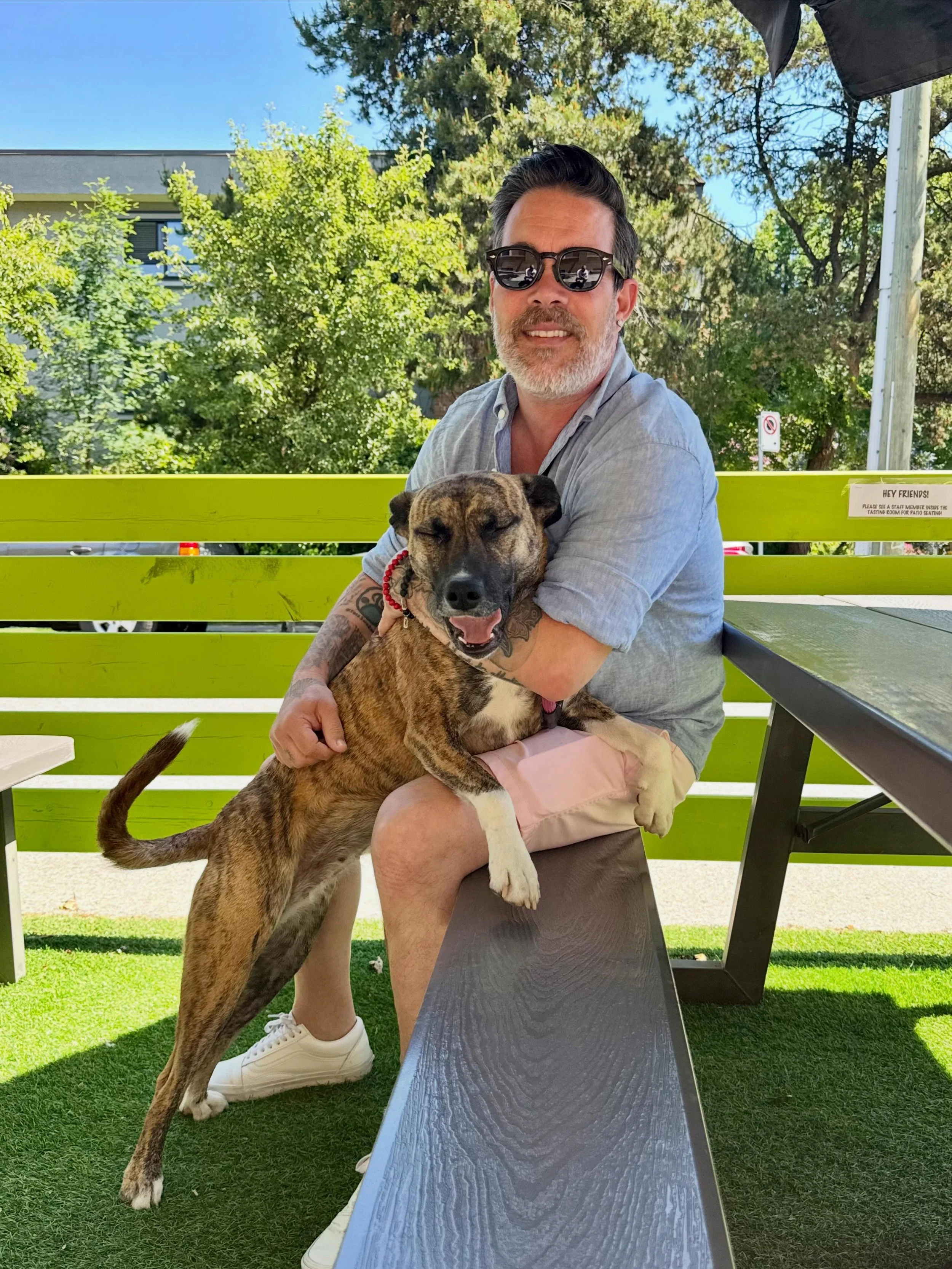 A PAWTY ON THE PATIO

Our patio is proudly human- (and much more importantly), DOG-approved. In fact, RECOMMENDED among the discerning canine crowd.

Who let the dogs out? We did.

Take a cue from Abu (and to a lesser extent, our &lsquo;Executive Reg