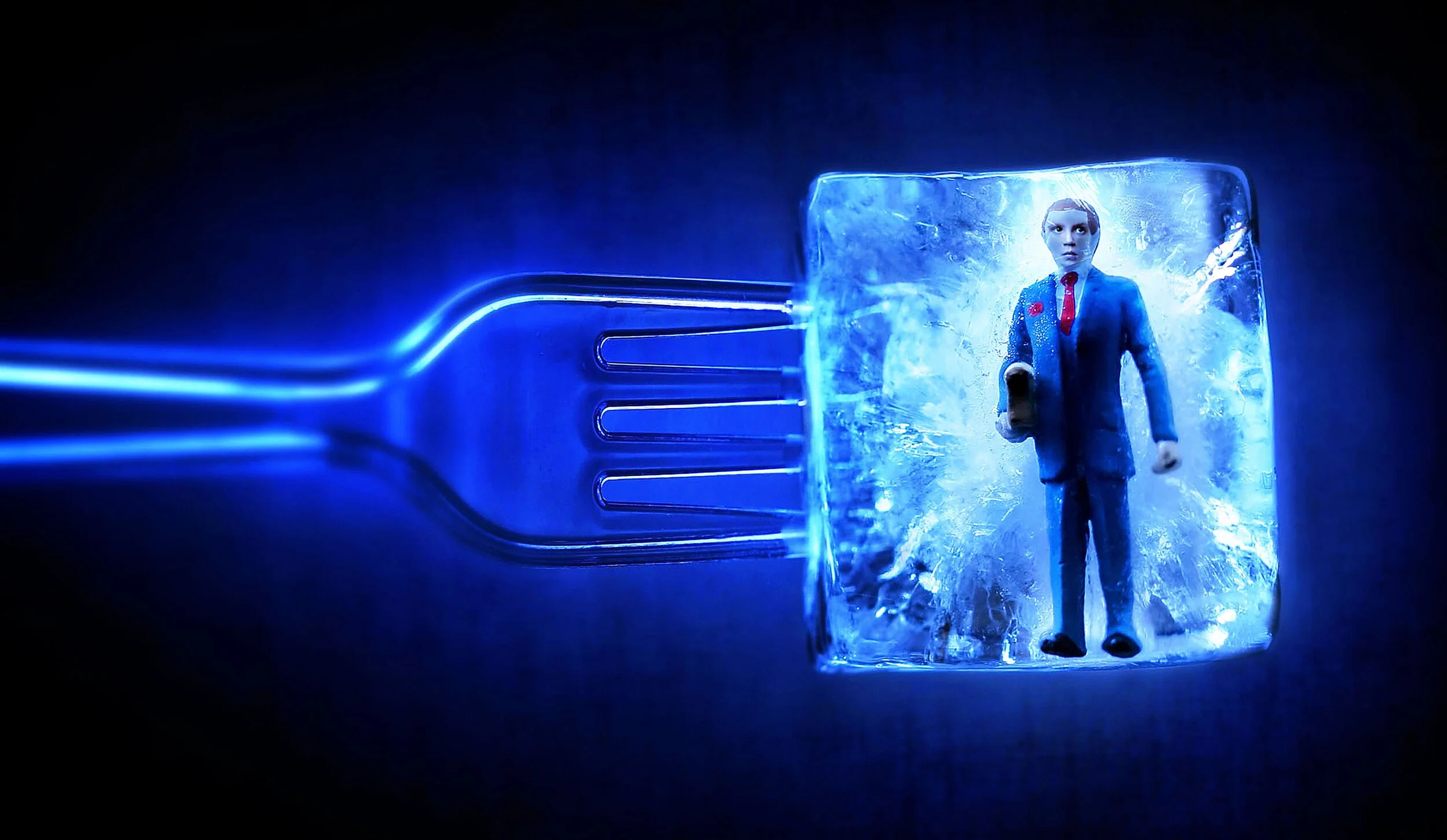  As a push for productivity increase keeps workers in for their lunch break, frozen food becomes a staple of the office diet. 