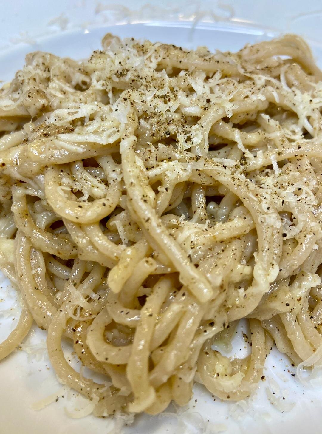 Cacio e Pepe — The Truffled Life