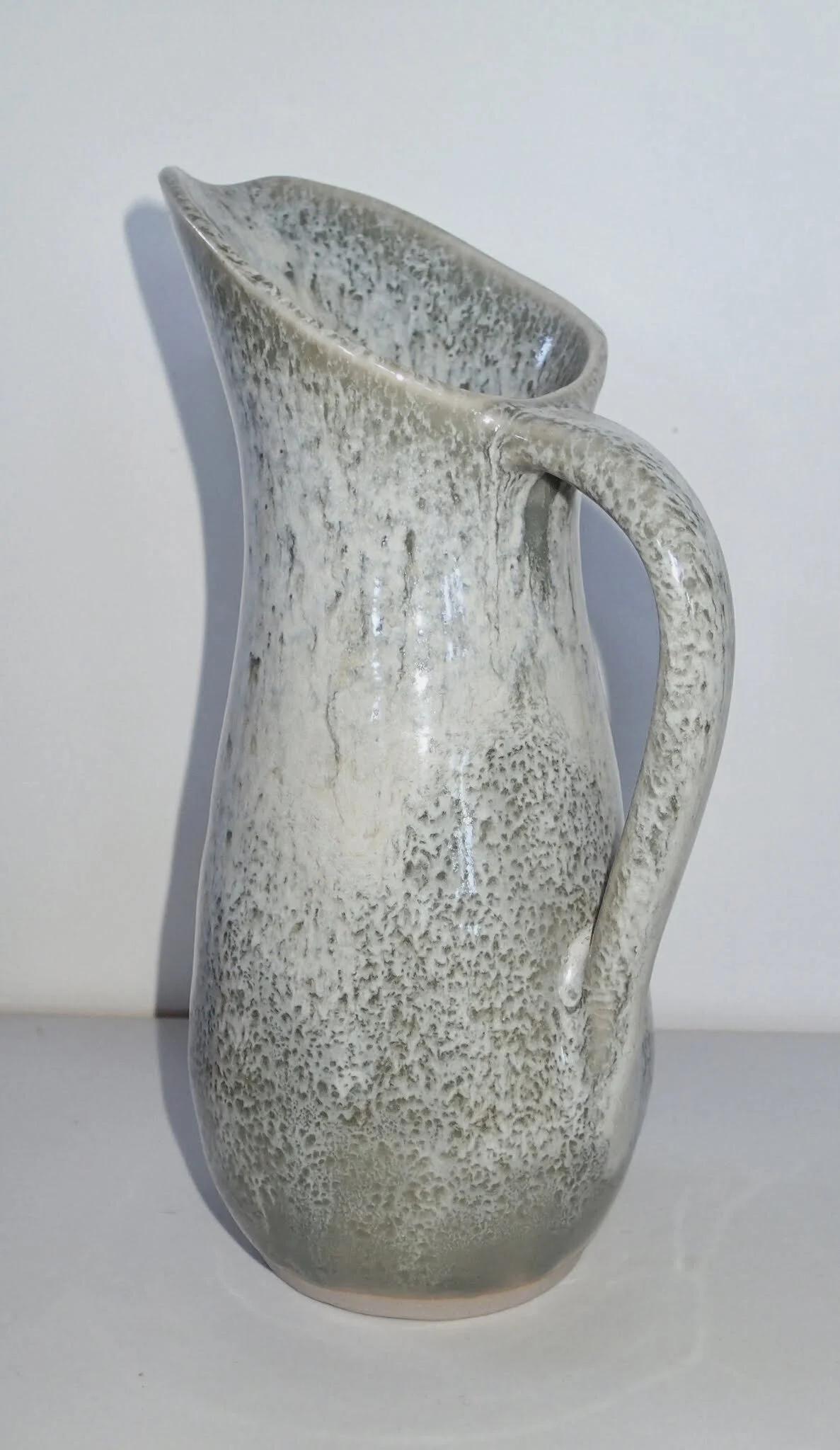 2011_3 Slim handled pitcher reticulated celadon.JPG