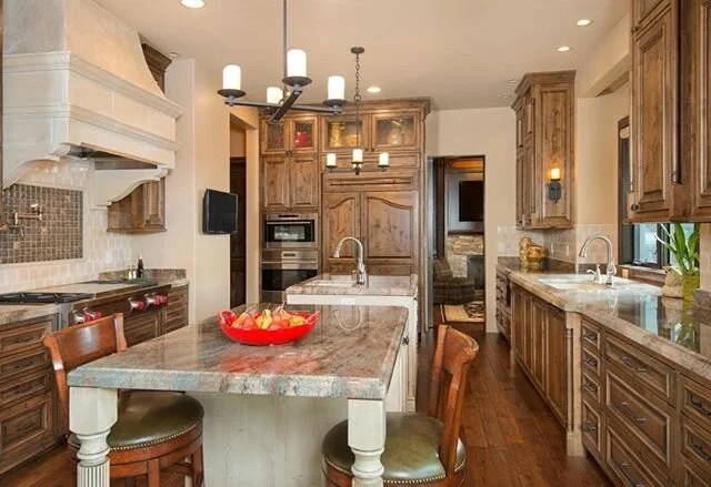 You won't even want breakfast in bed..⁠
⁠
#pcibend #cabinets #visitbend #inbend #customcabinets #cabinetry #woodworking #customwoodworking #kitchen #bathrooms #closets #deschutes #bend #newconstruction #remodel #refacing #cabinetrefacing #interiordes