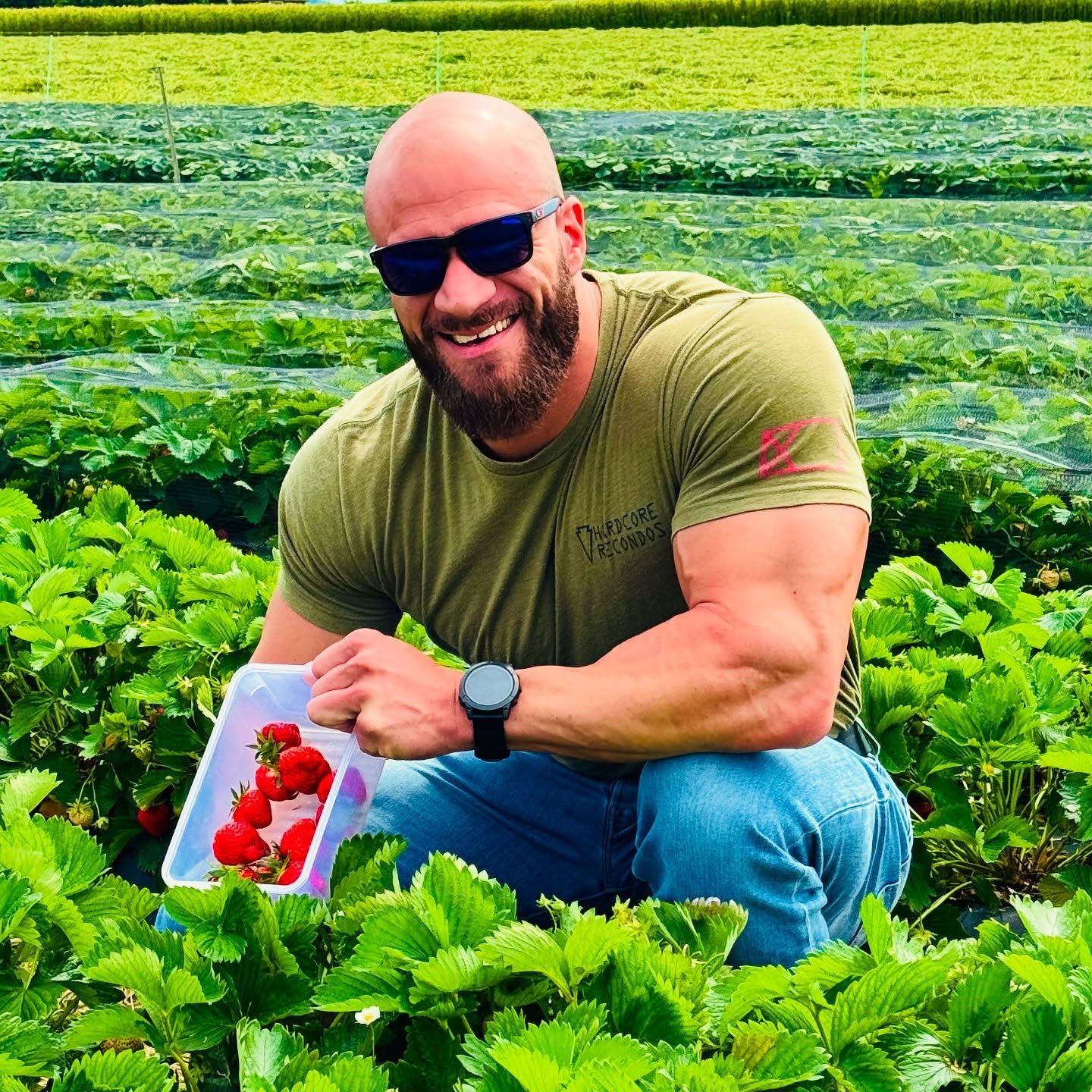 &bdquo;Esse ampelfarbig&ldquo; 🔴🟠🟢
Was sind Antioxidantien?🛡️

Antioxidantien sollen als Schutzmolek&uuml;le die Zellen gesund halten, Krankheiten vorbeugen und die Haut strahlen lassen.

&bdquo;Ampelfarbiges&ldquo; Obst und Gem&uuml;se wie 
- 🟢