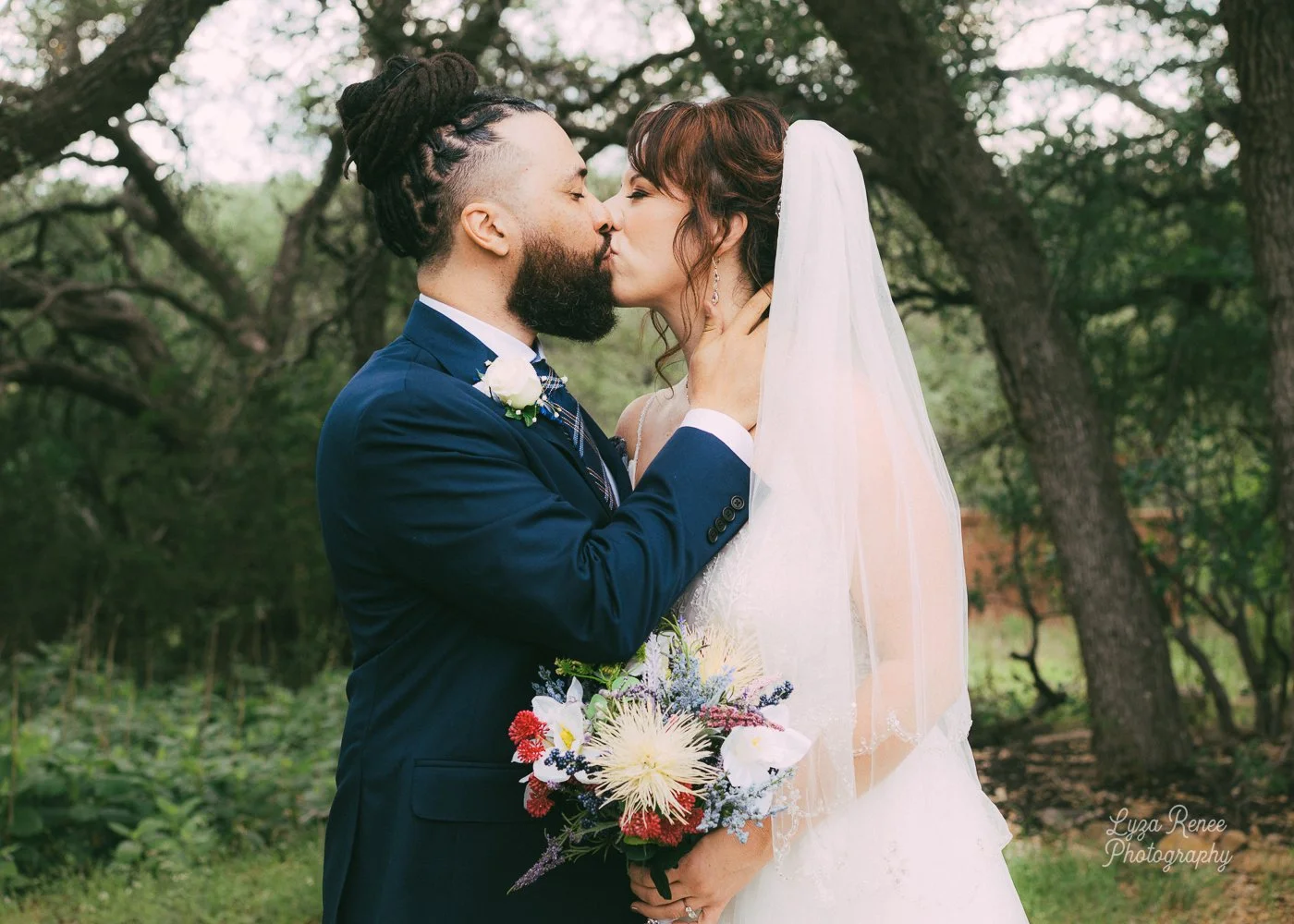 Copy of DSC08726-2Katie & Fraser-2.jpg