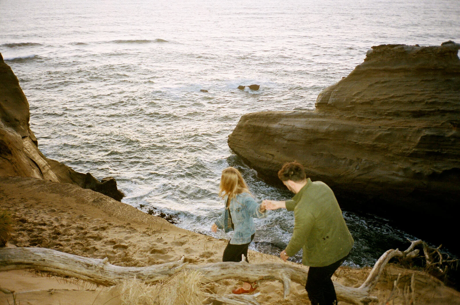 cape-kiwanda-engagement-photos-1024.JPG