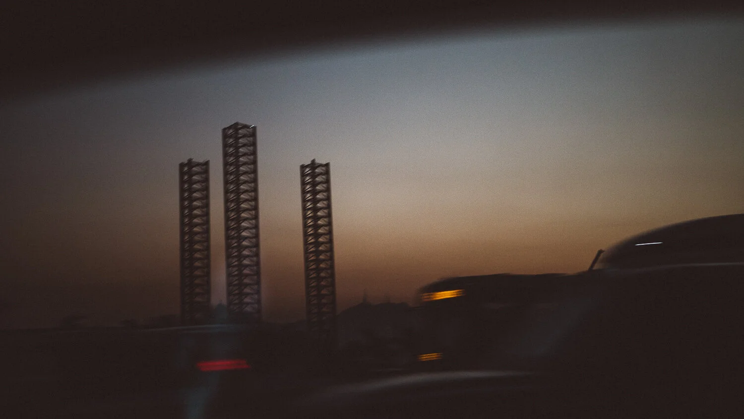 s_m100000.jpg