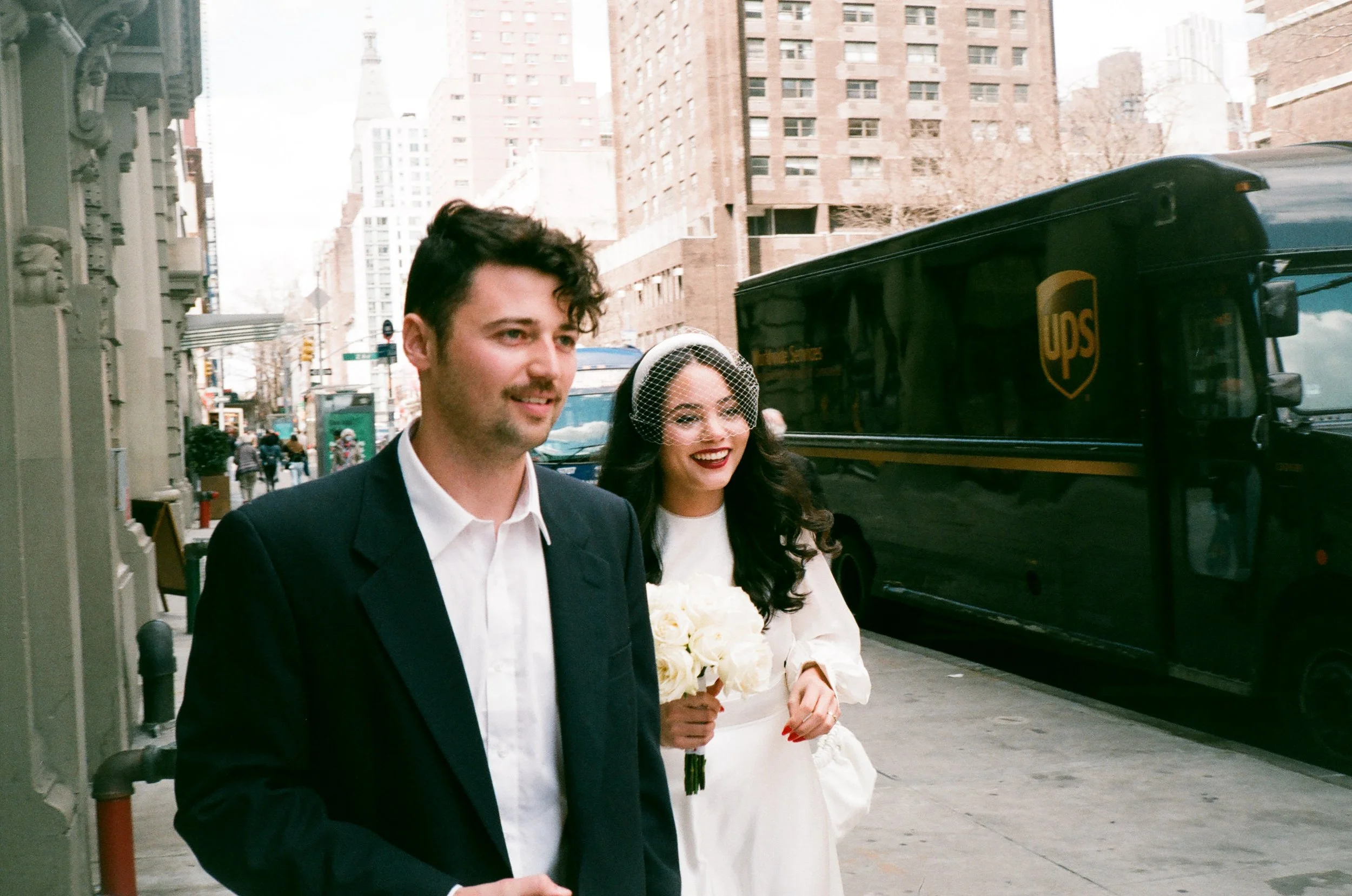 35mm-nyc-elopement-25357.JPG