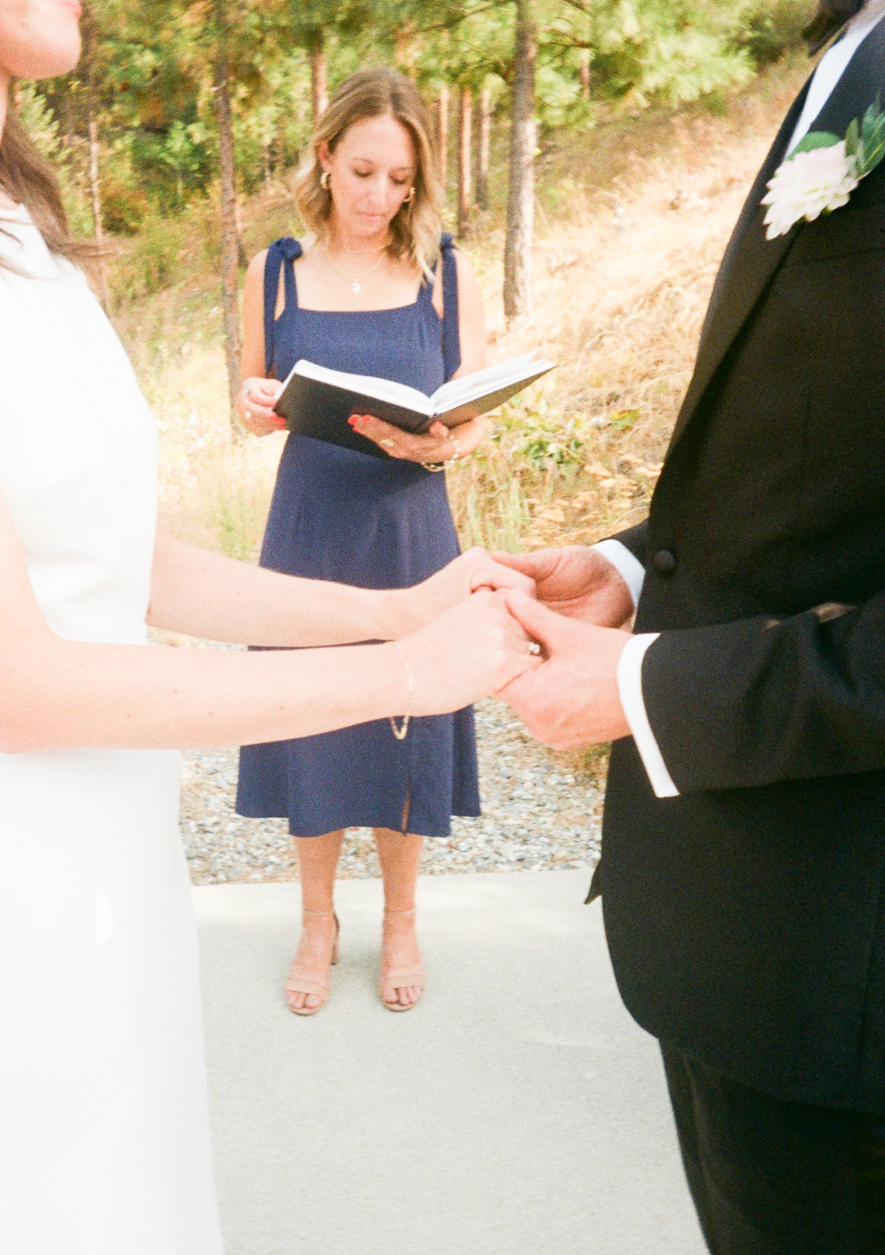 lakechelanwedding-mf-000060130011.jpg