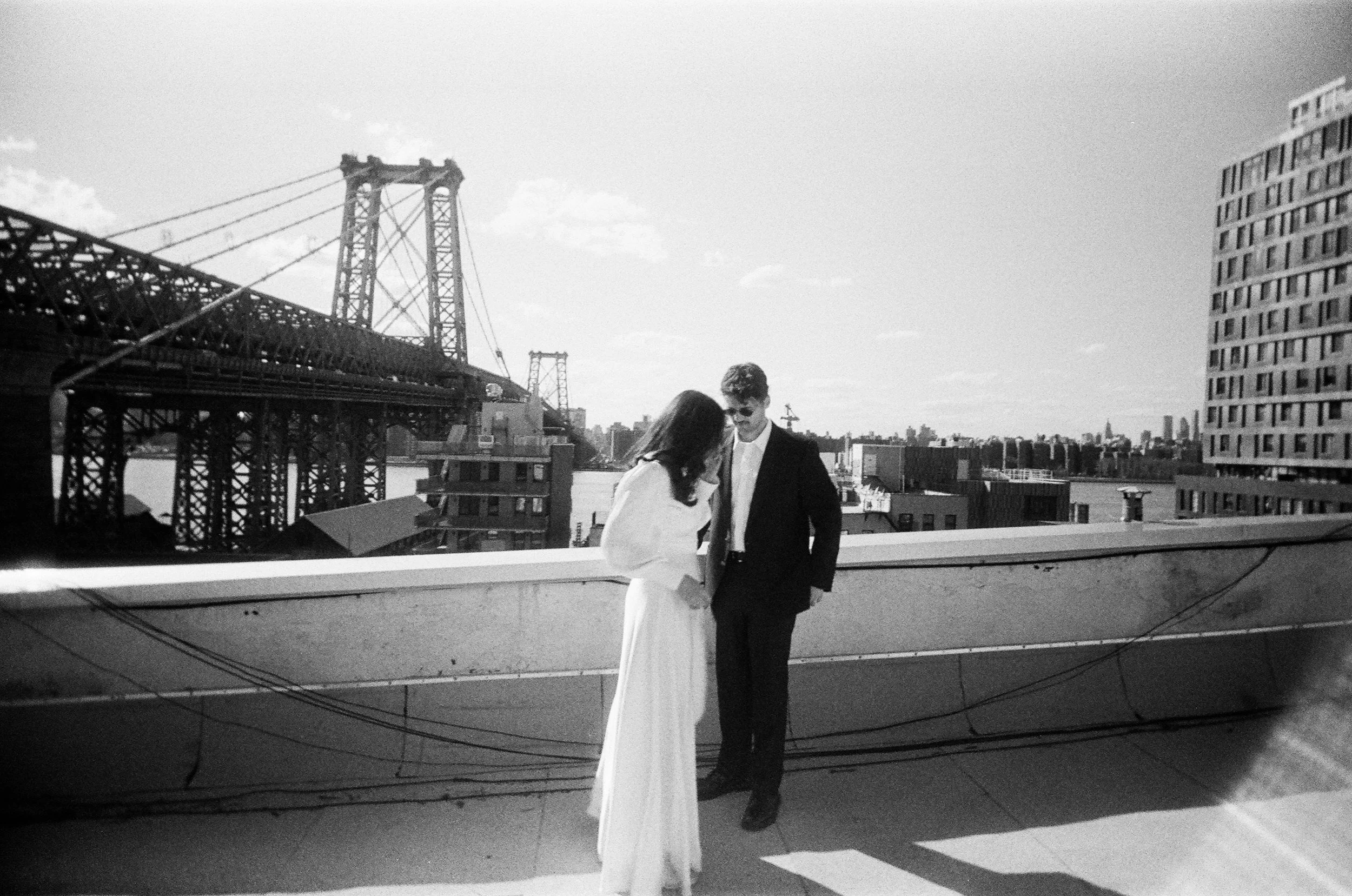 35mm-nyc-elopement-25214.JPG