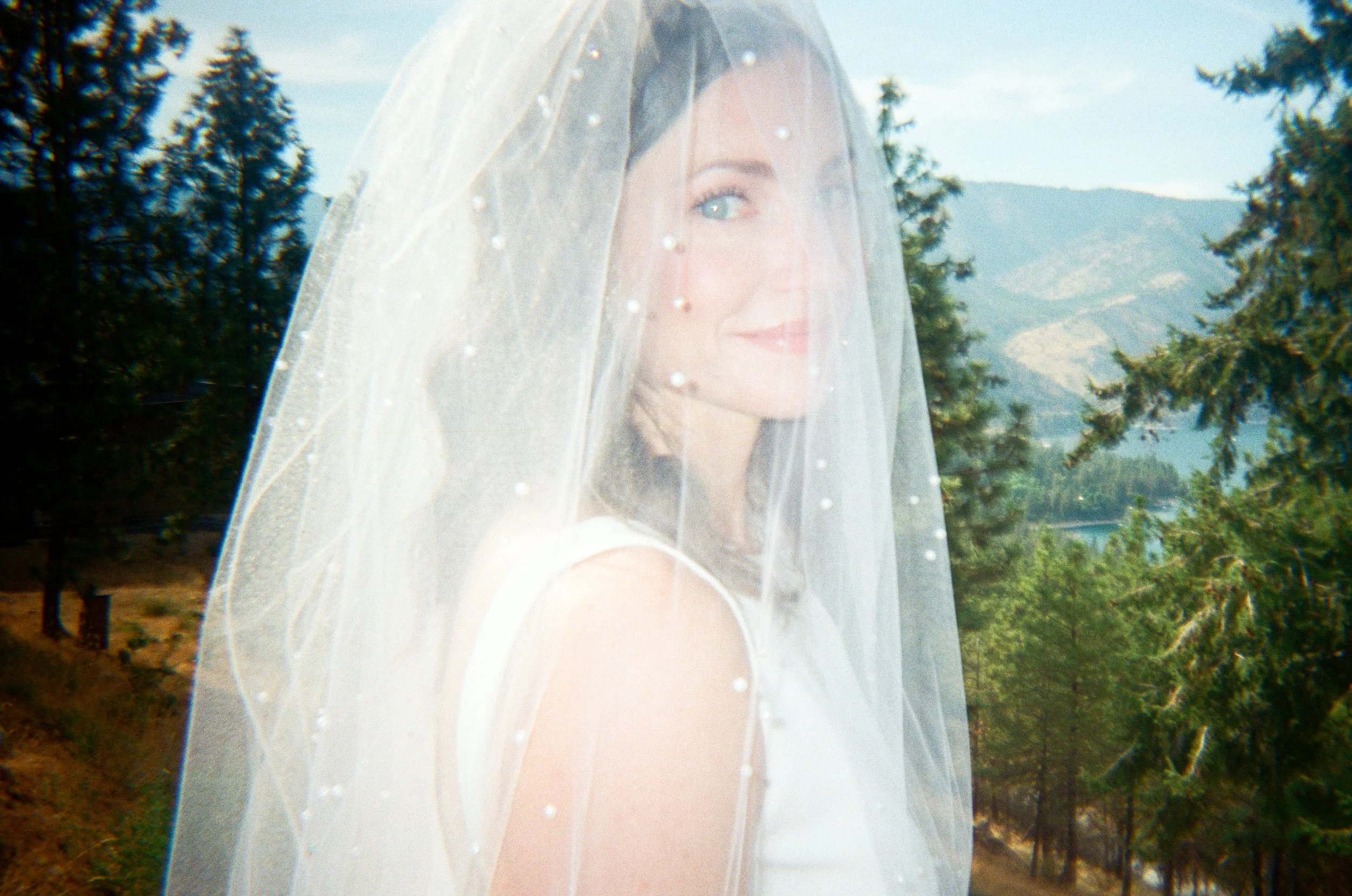 lakechelanwedding-mf-000060140016.jpg