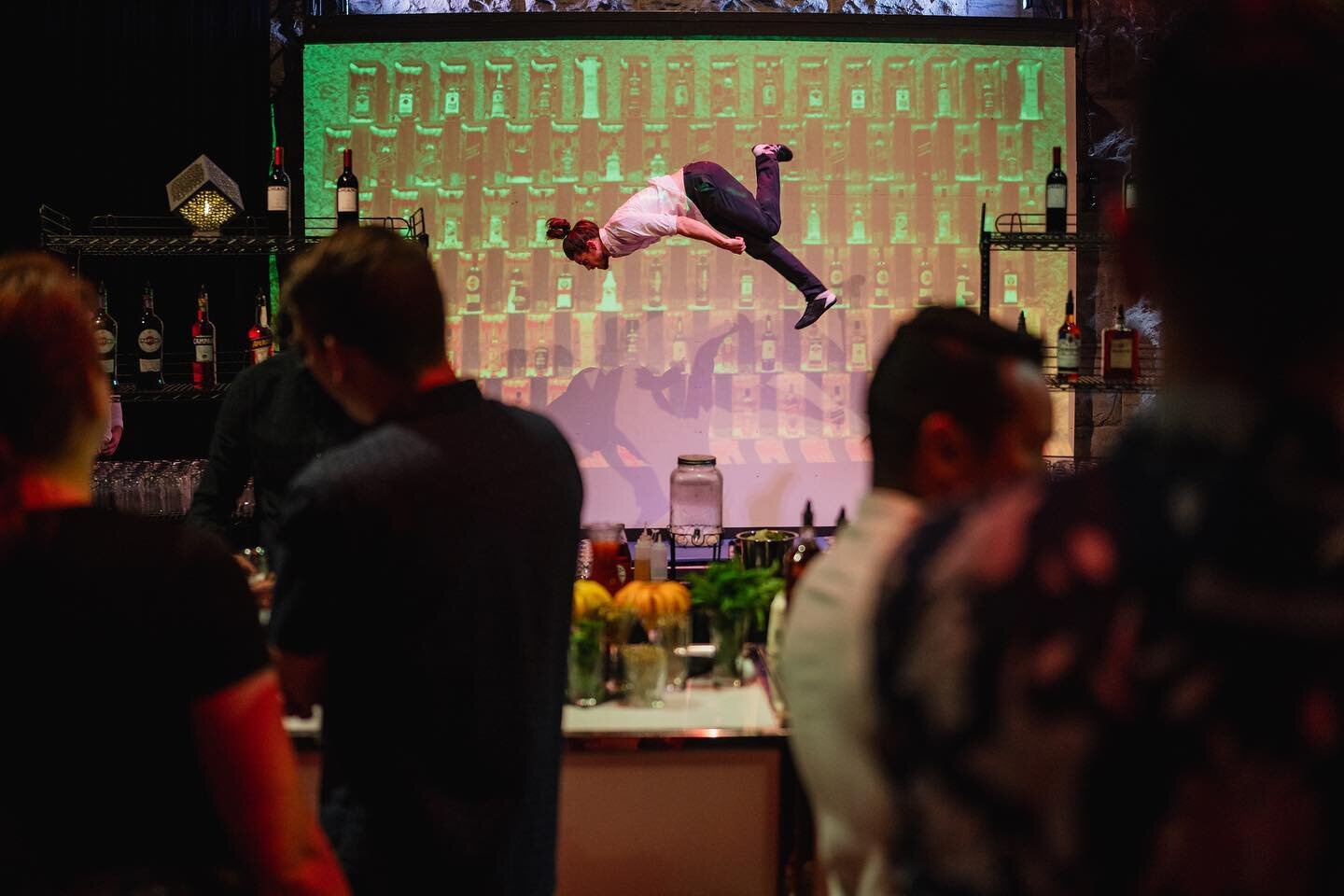 ✅Trampoline bartender 
✅ Hoop performer
✅Mind blowing mentalist @baomagic 

We worked to create fun and exciting moments throughout the week with @ada.cx.official for their company meeting and the results didn&rsquo;t disappoint!

📸 @joel.a.george