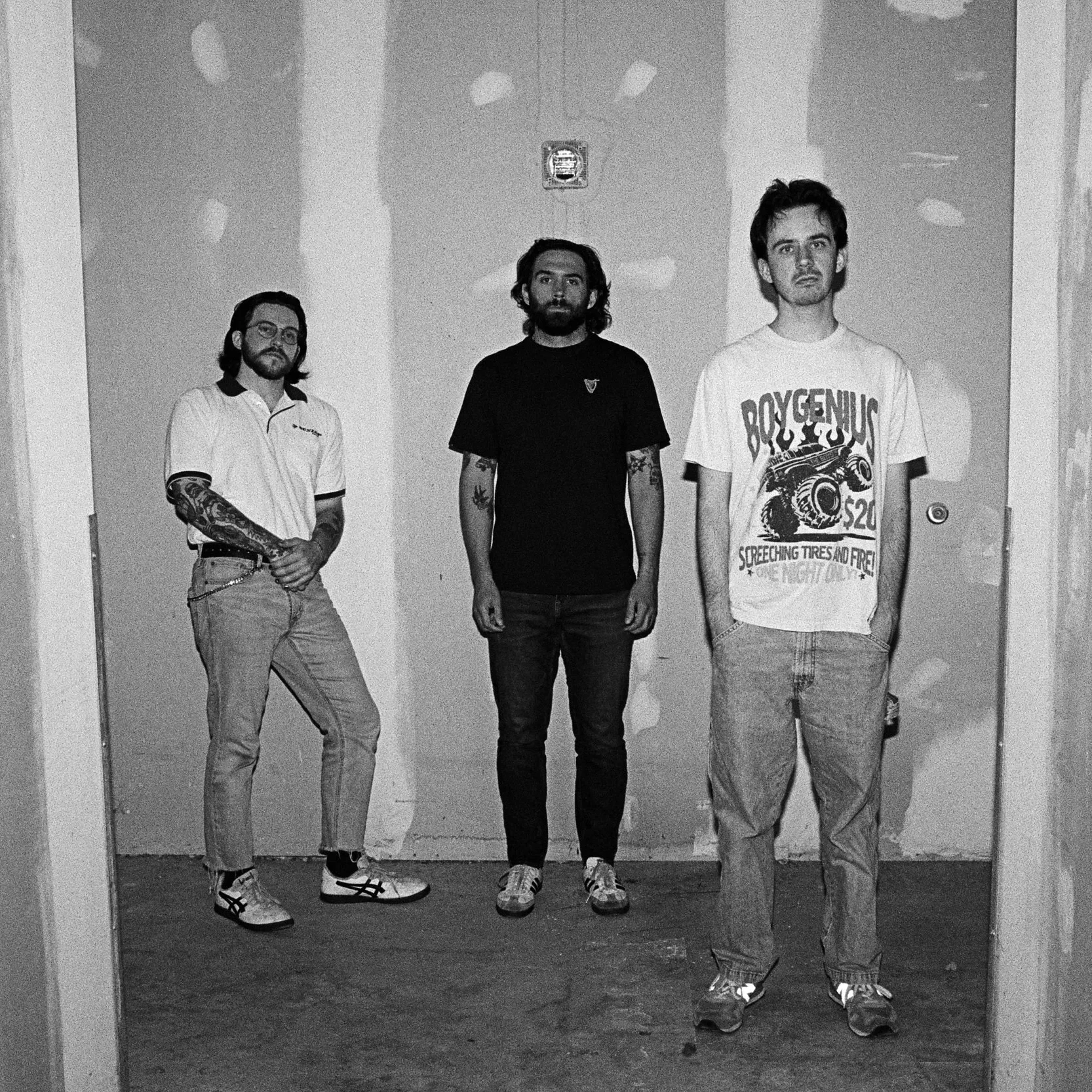 gas station. Releases Dream-Soaked Second Single, “Seconds”