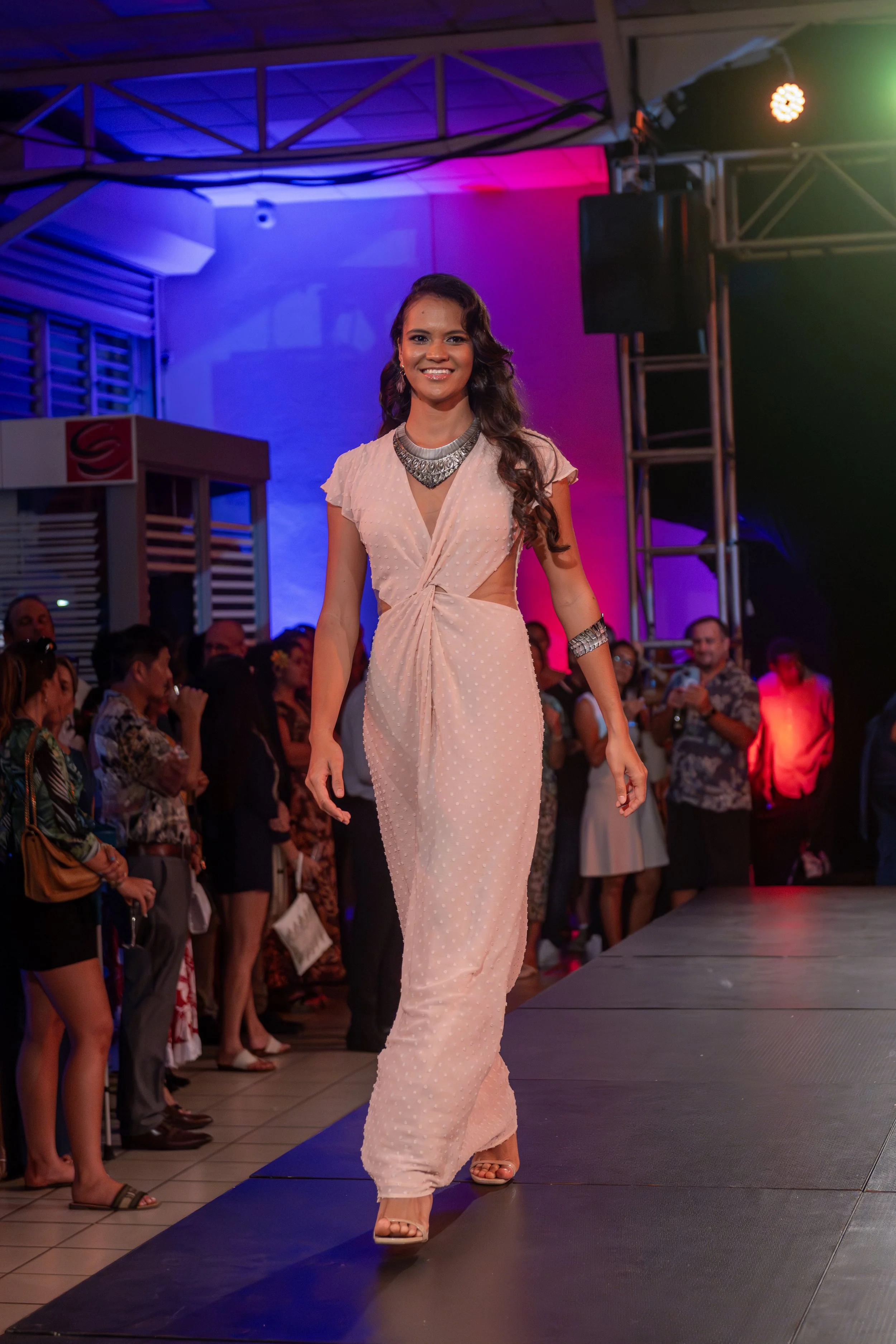 VOLKSWAGEN NIGHT NIPPON AUTO MOTO - TUIHEI 197.JPG