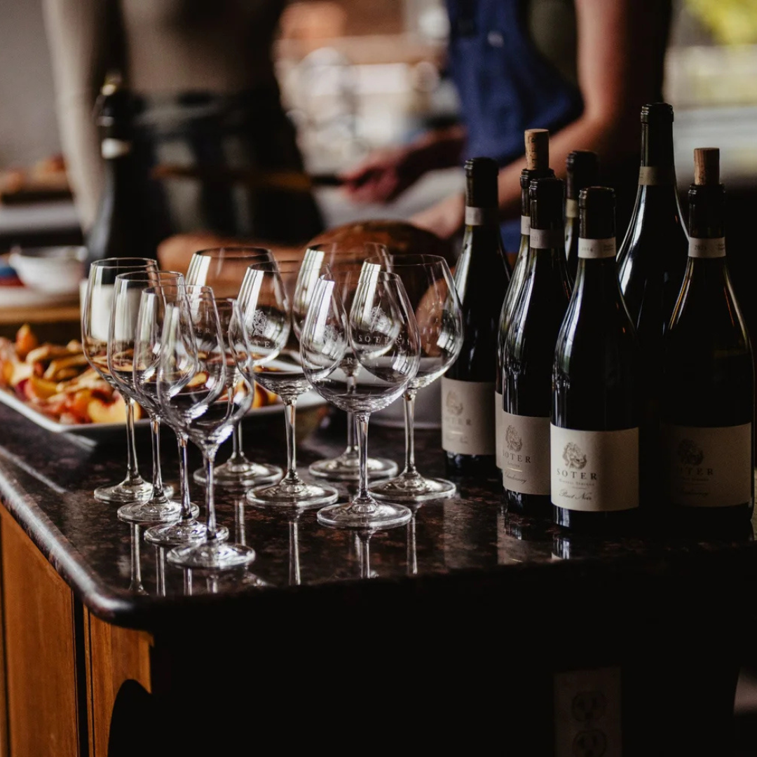 TIER 4 BENEFITS<strong>AND CLUB DETAILS</strong>