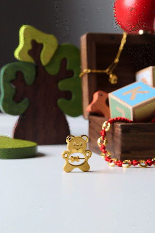 6- GIF - Teddy.gif