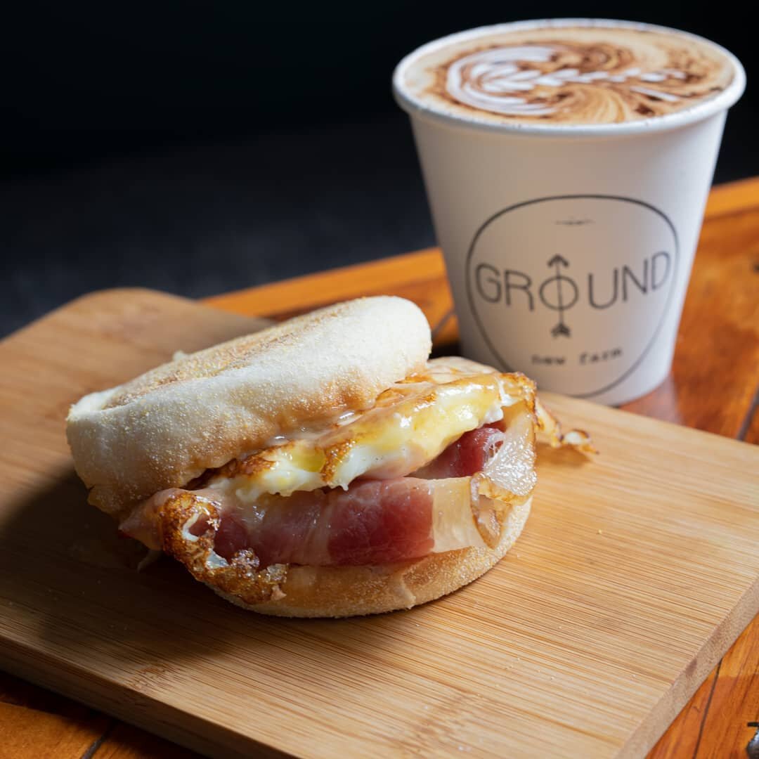 Fri-Yay! 😁 Coffee and muffin to go. Day sorted 😋 ☕
.
#itstartswithcoffee #consciouscoffee #newfarm #cafe #brewbar #brisbane #bnecafes #bnecoffee #brisbane #brisbaneanyday #instacoffee #coffee #brisbanecafe #brisbanecoffee #coffeelover #coffeegram