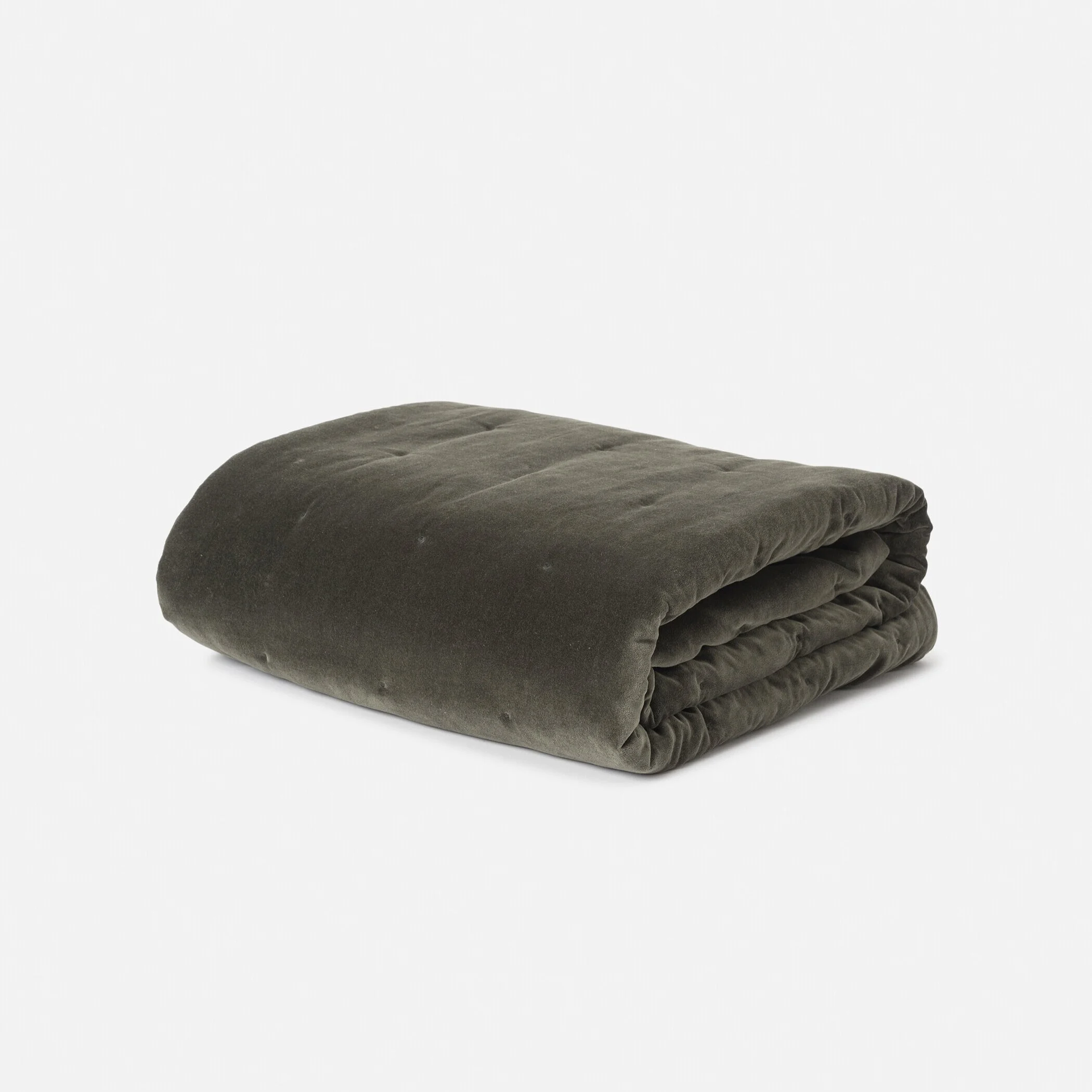 How to style the bed, two ways Lucy Design Auckland Interior Design — Lucy Design