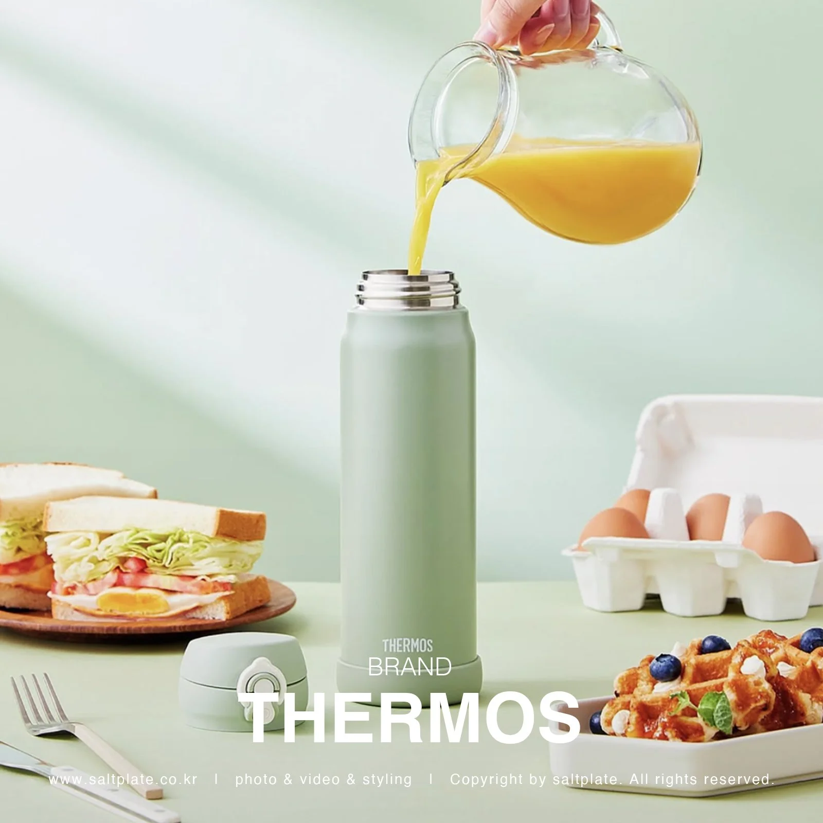 THERMOS