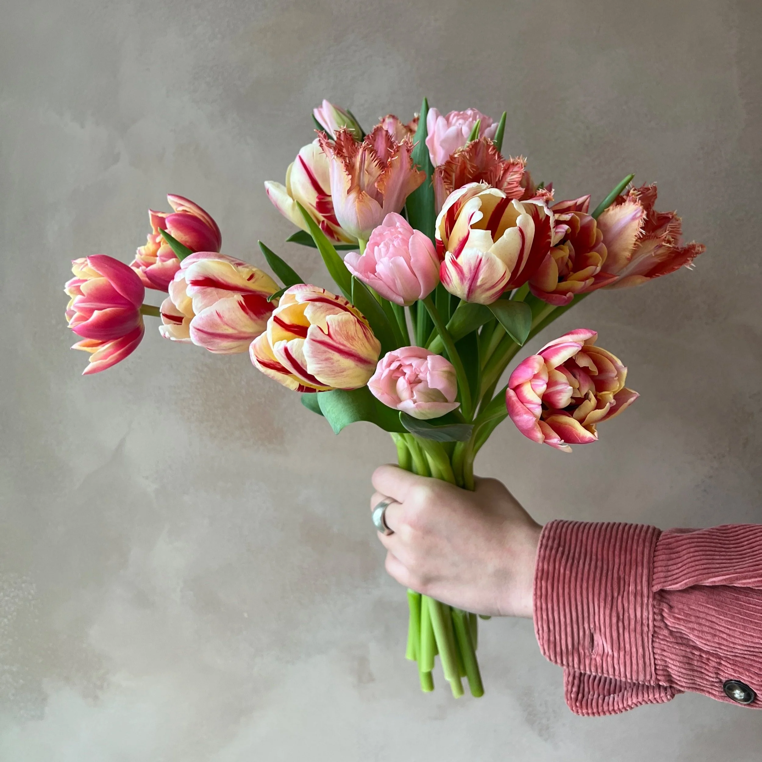 Specialty Tulip Wrap