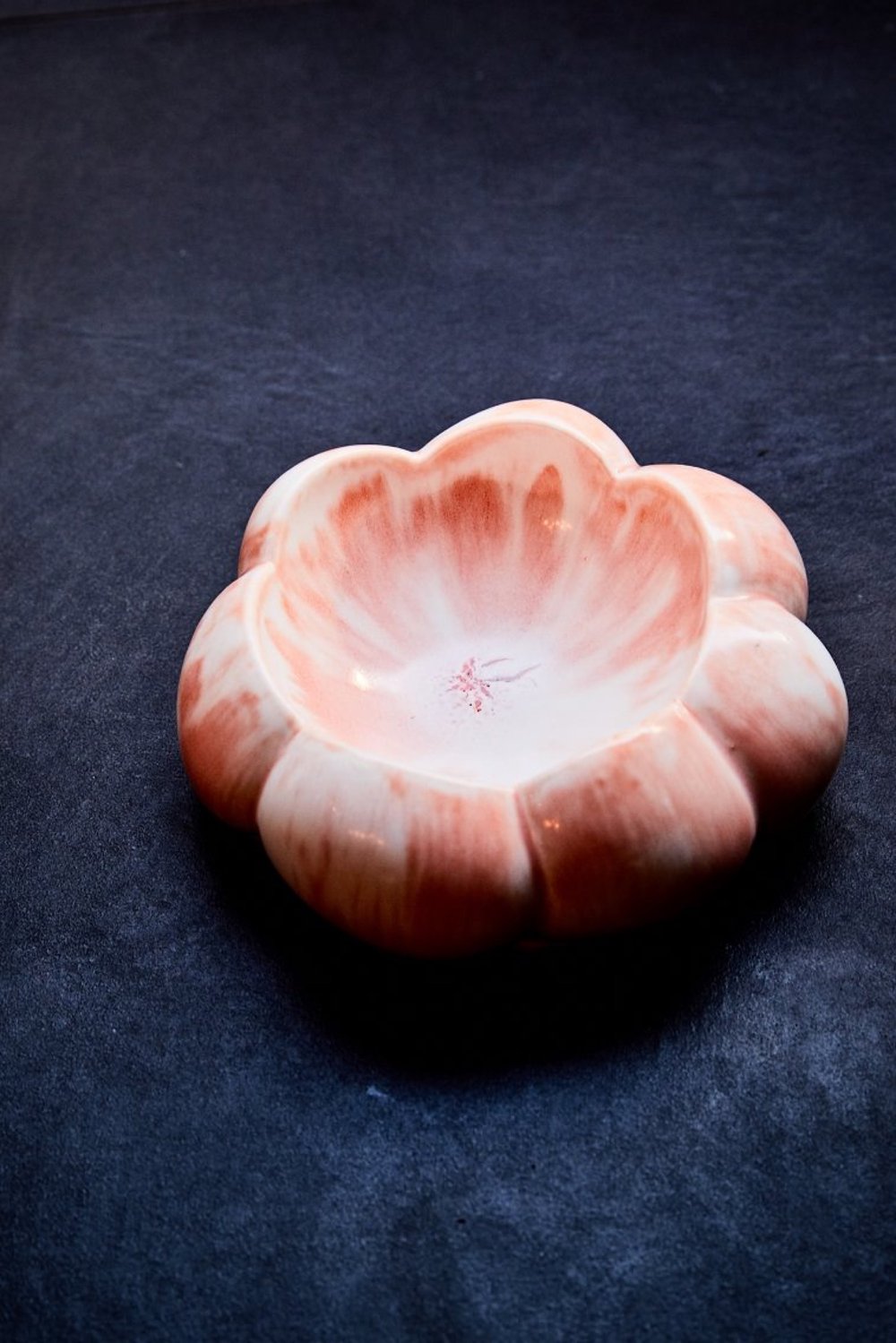 Reiko KanekoNEFFdessert-bowls_reiko-kaneko_plateware-design_ceramicist_neff_plate-collection_archi-living_g_43738458434_o3.jpg