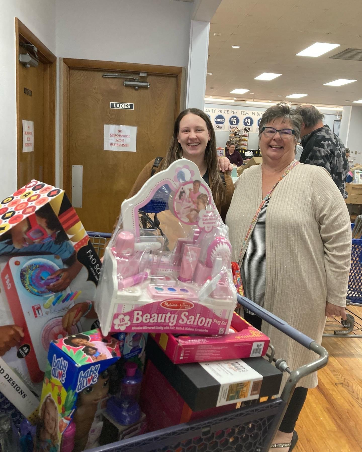 East Earl Bargain Bins Now Open Lancaster County, PA — Fashion Cents