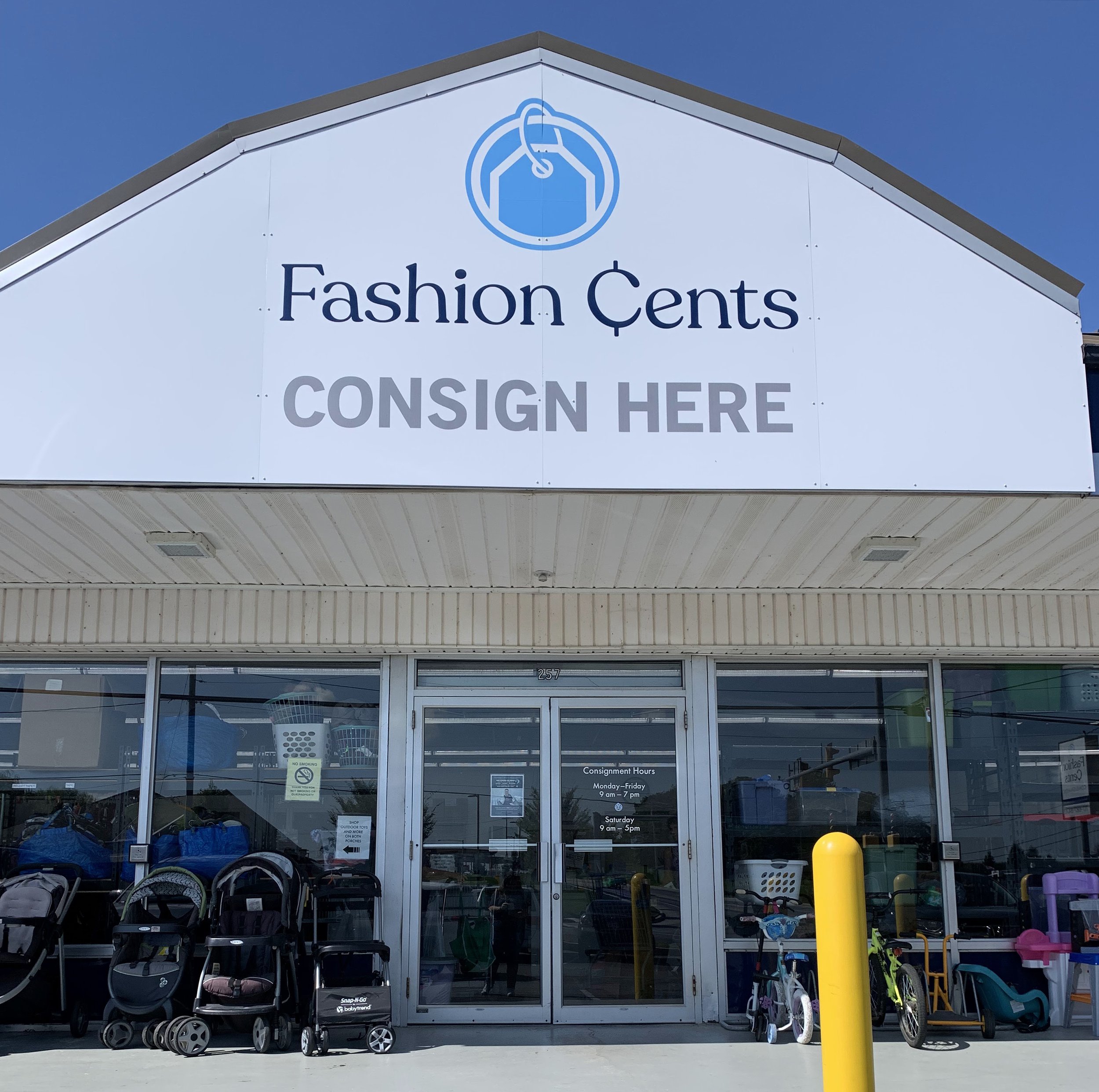 Threshold Oven Mitt & Potholder Set — Fashion Cents Consignment & Thrift  Stores in Ephrata, Strasburg, East Earl, Morgantown PA