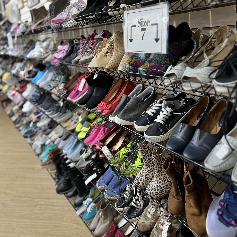 Consign and Thrift in Ephrata — Fashion Cents Consignment & Thrift ...