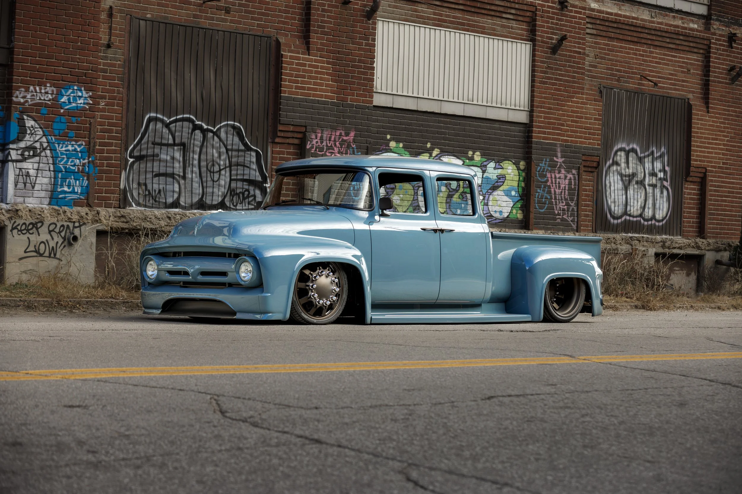 ClassicCarStudio_f600122023_0324.jpeg