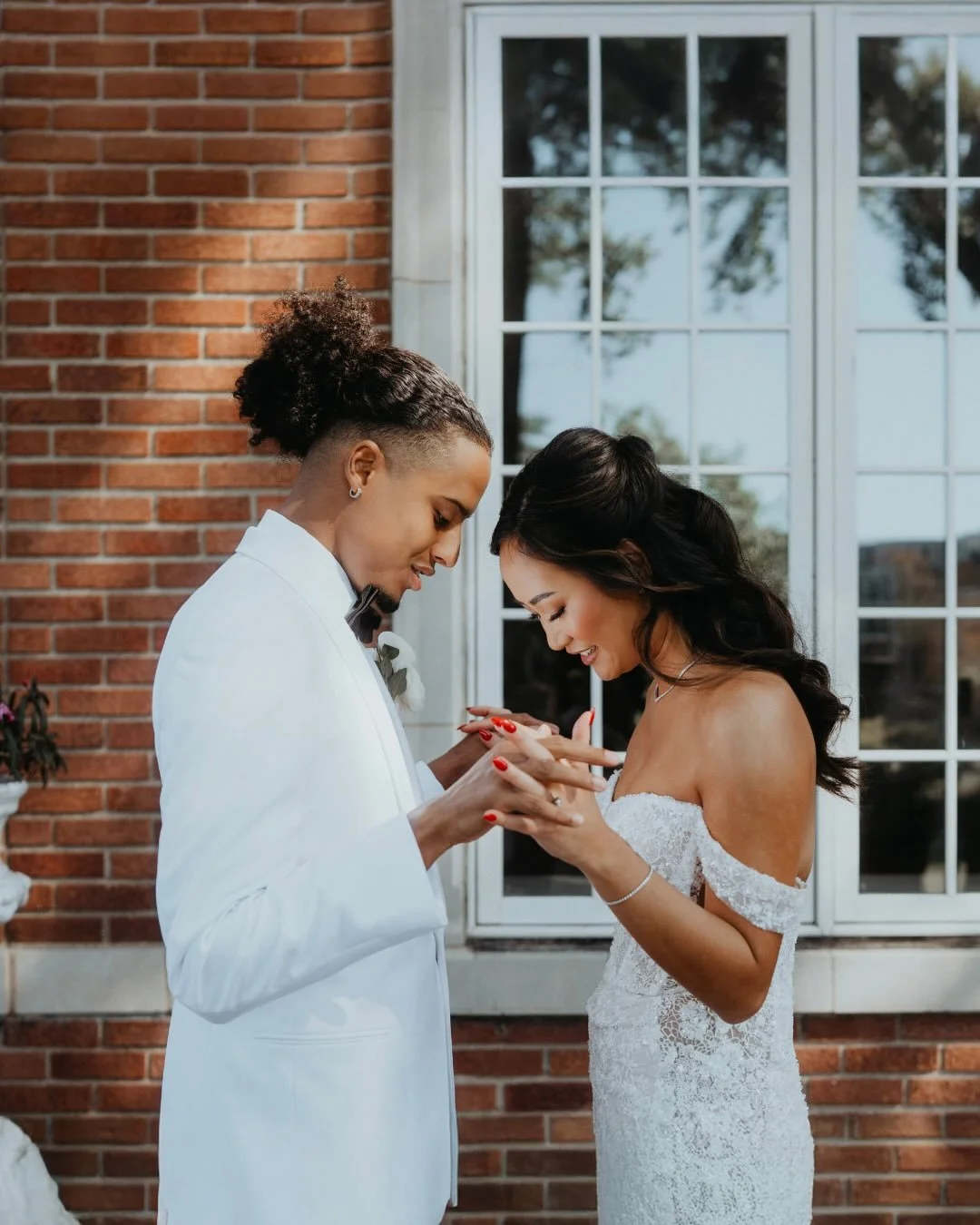 Fall was so wild and busy, so I&rsquo;m finally grabbing a minute to share this stunning @thebeachclubevents wedding I photographed with the amazingly talented @kevinsullivanfilms ✨
These two had me tearing up behind the camera more than once, so joy