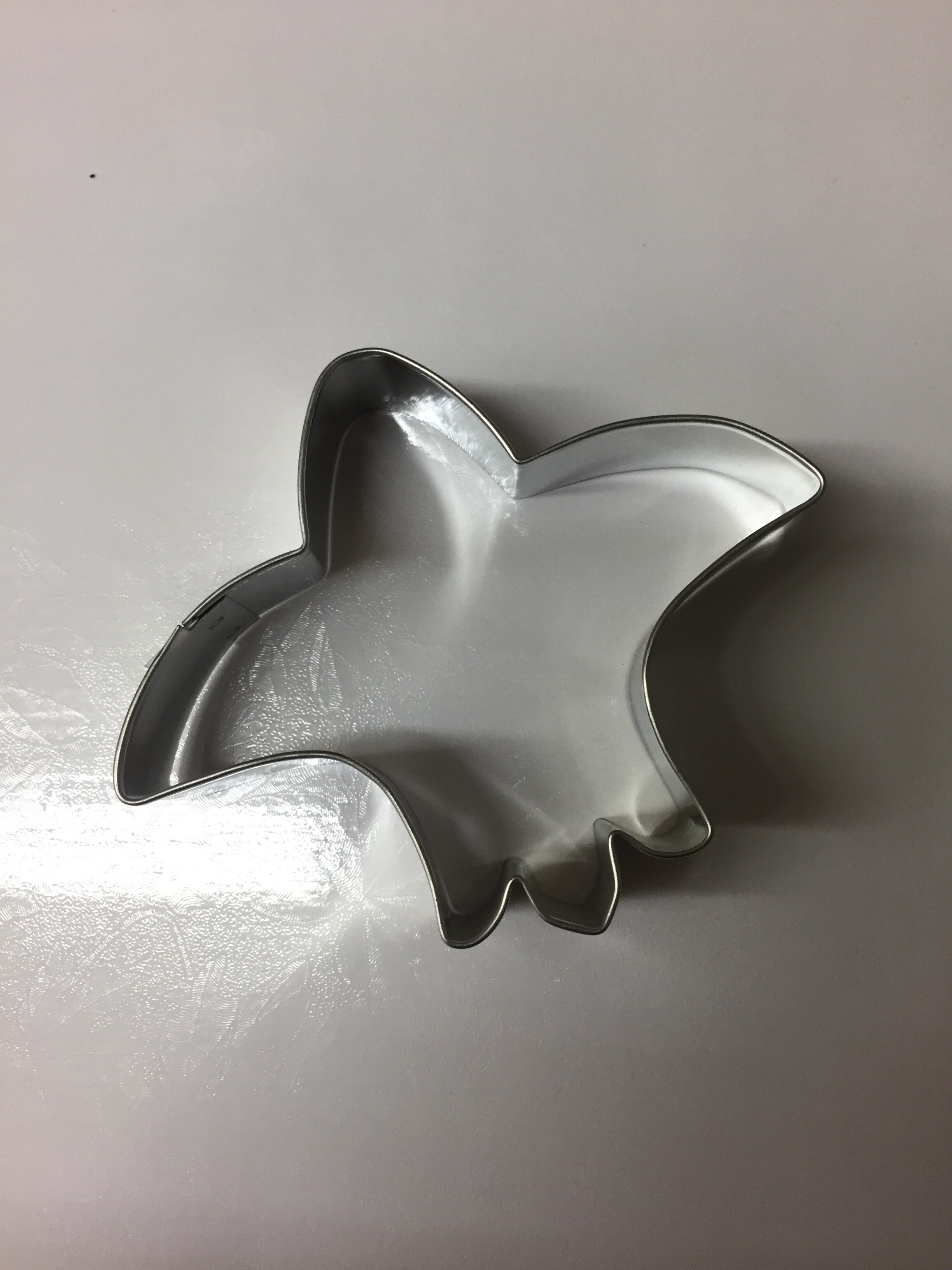 COOKIE CUTTER - FLEUR DE LIS 3 3/4" X 3 1/4"