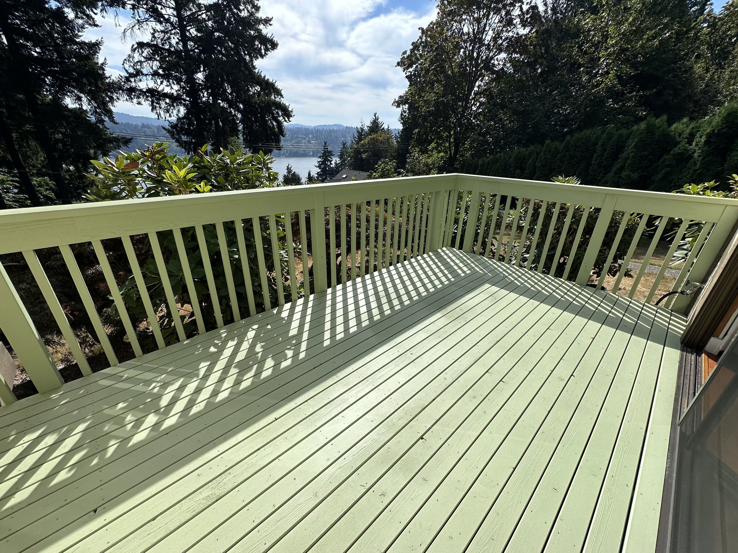  deck, outdoor living, summer, Baklinski Home Improvement, deck contractors, deck service, Mercer Island, Seattle, Bellevue 