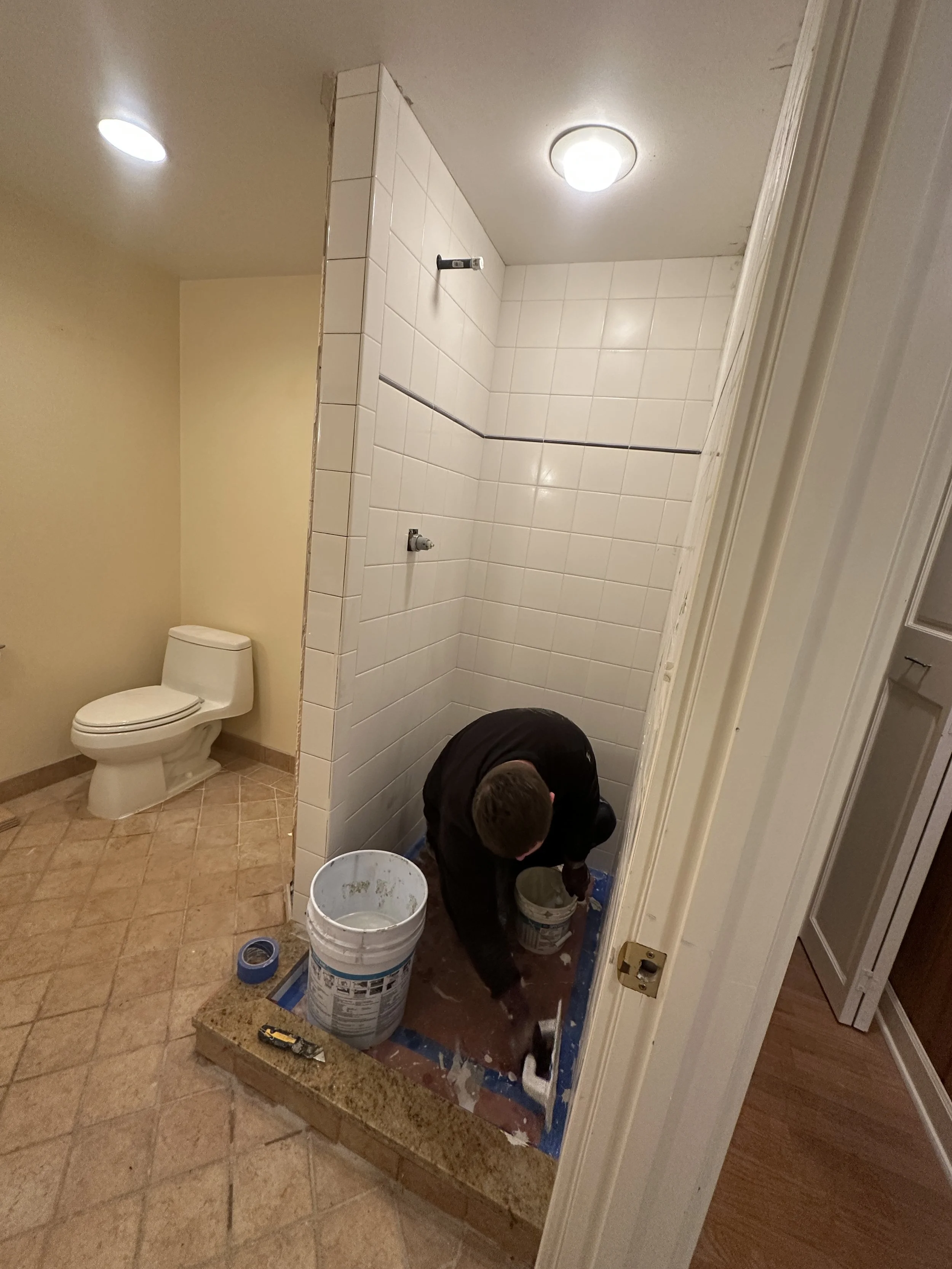 Moldy Leaking Shower – Seattle Bathroom Repair