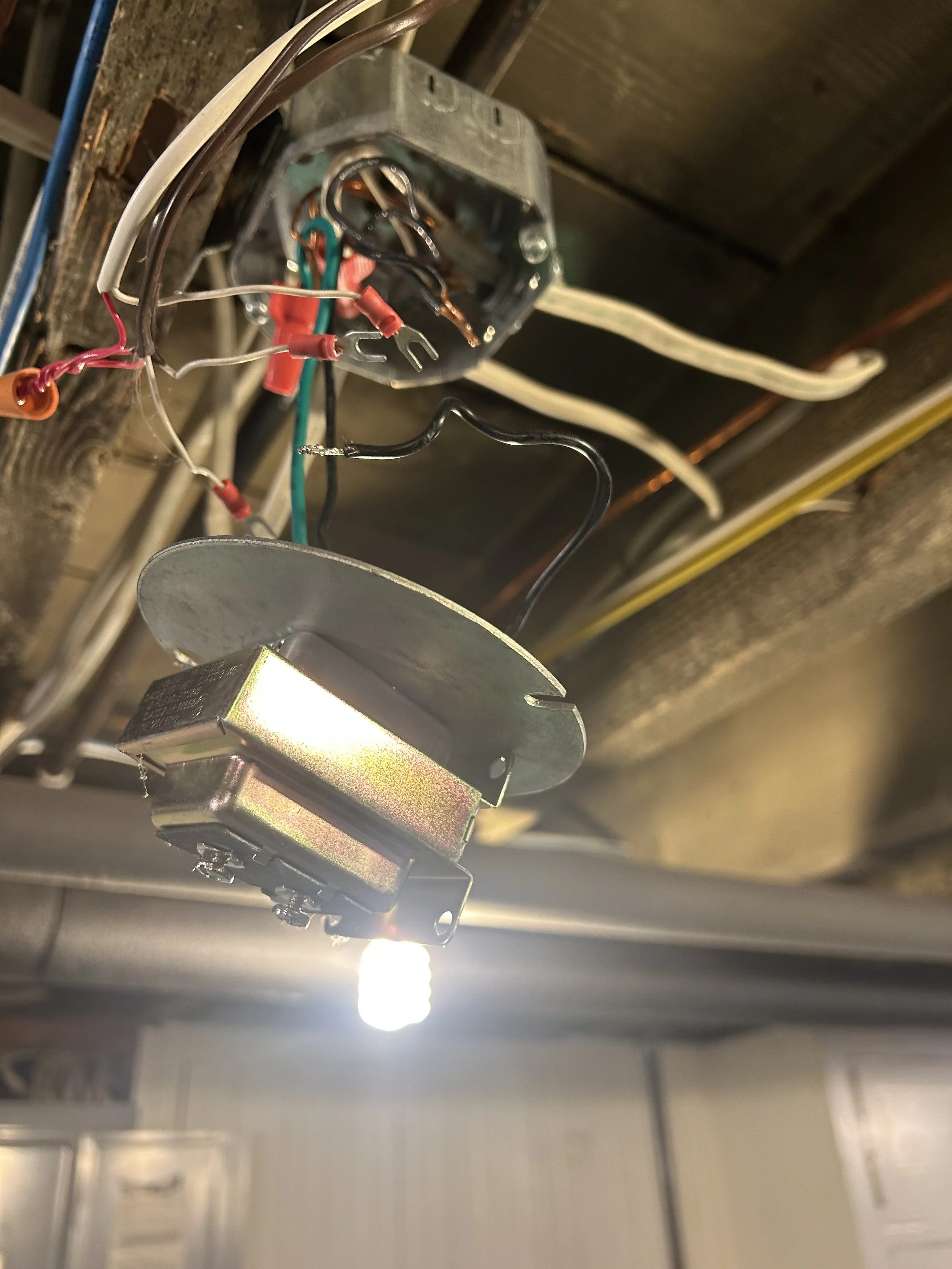 Doorbell Repair Seattle – Transformer Replacement in Action