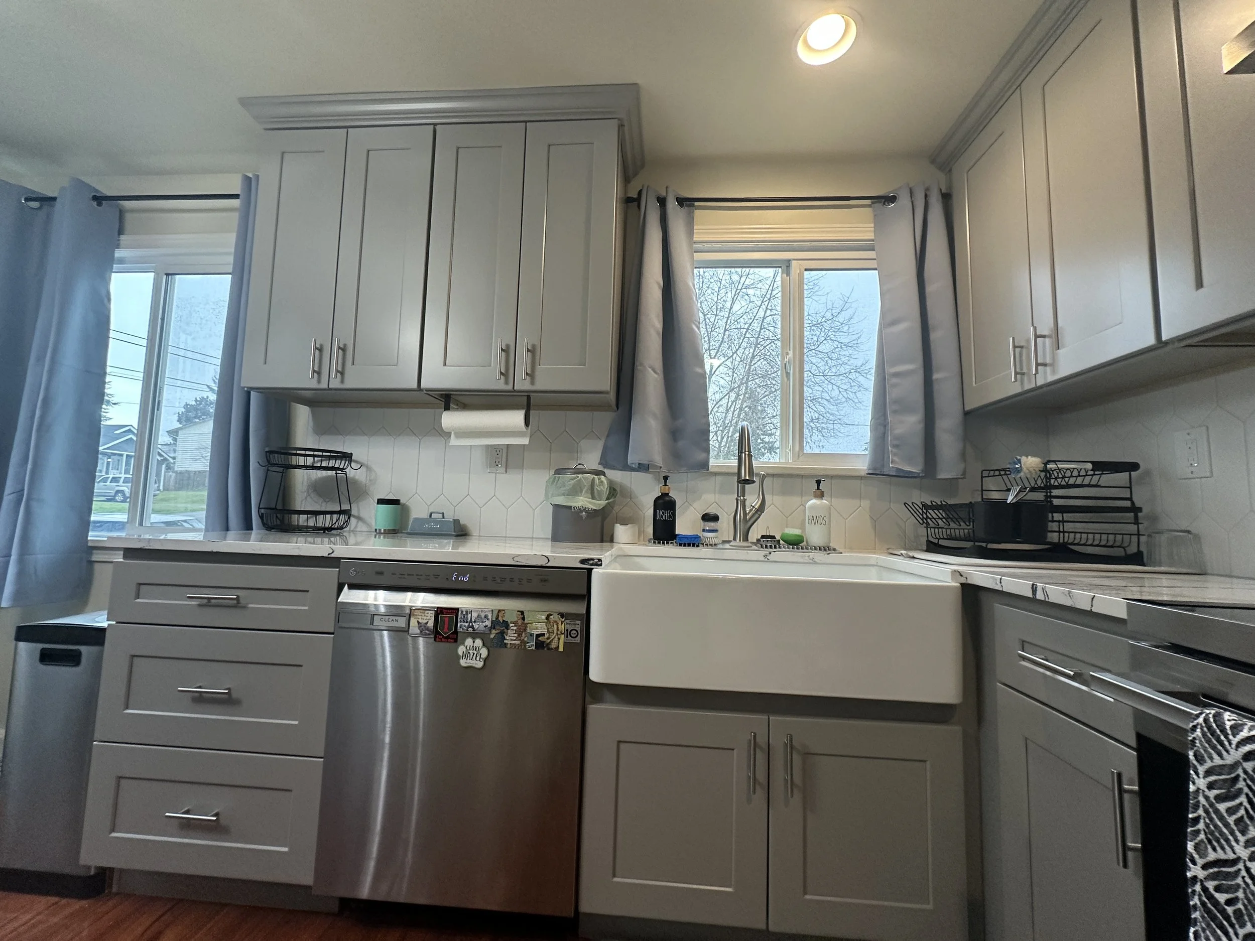 From Dark &amp; Dated to Bright &amp; Beautiful: Christy’s Seattle Kitchen Remodel Reveal!
