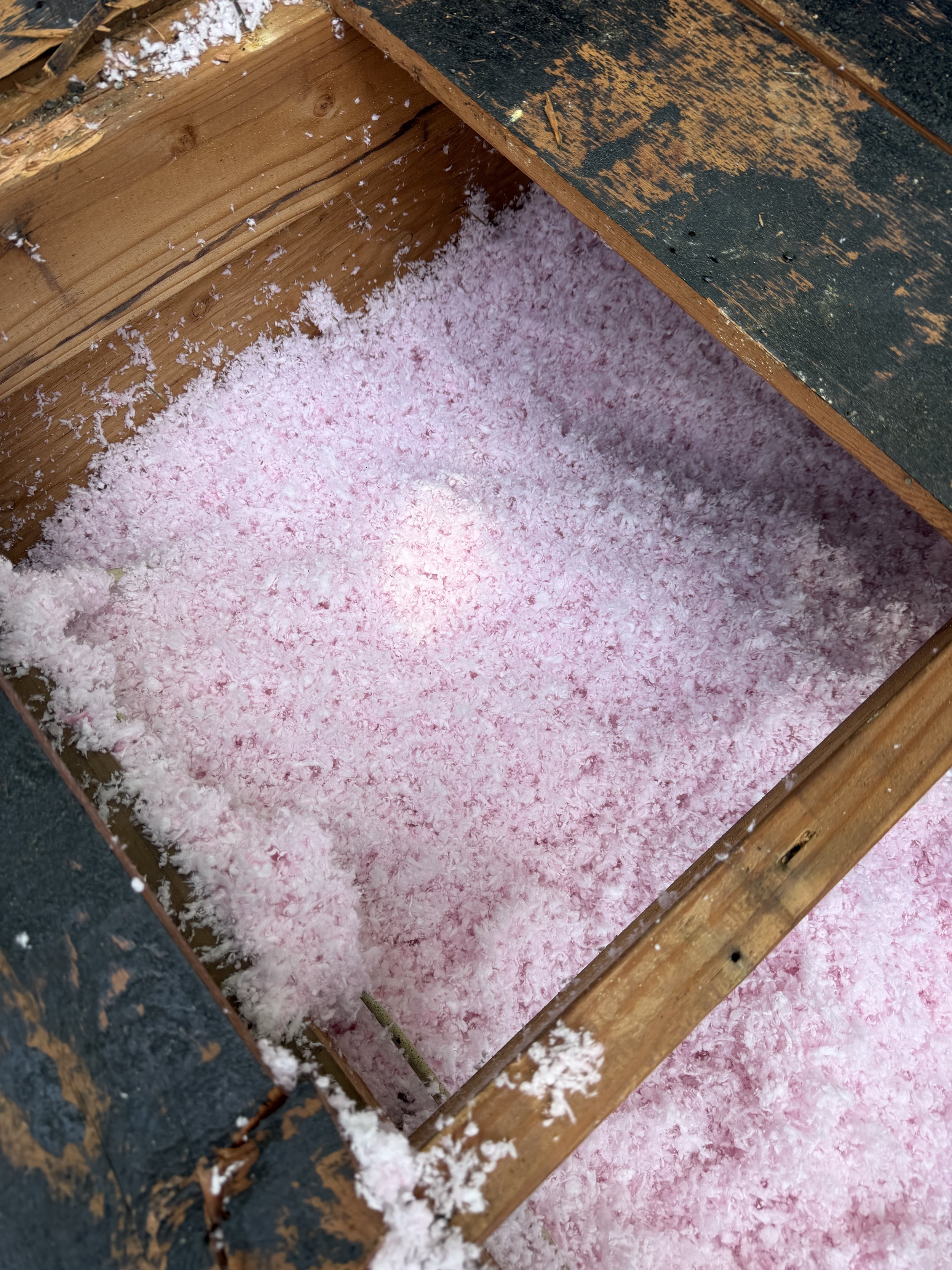 blown-in-fiberglass-insulation-seattle-after.jpg