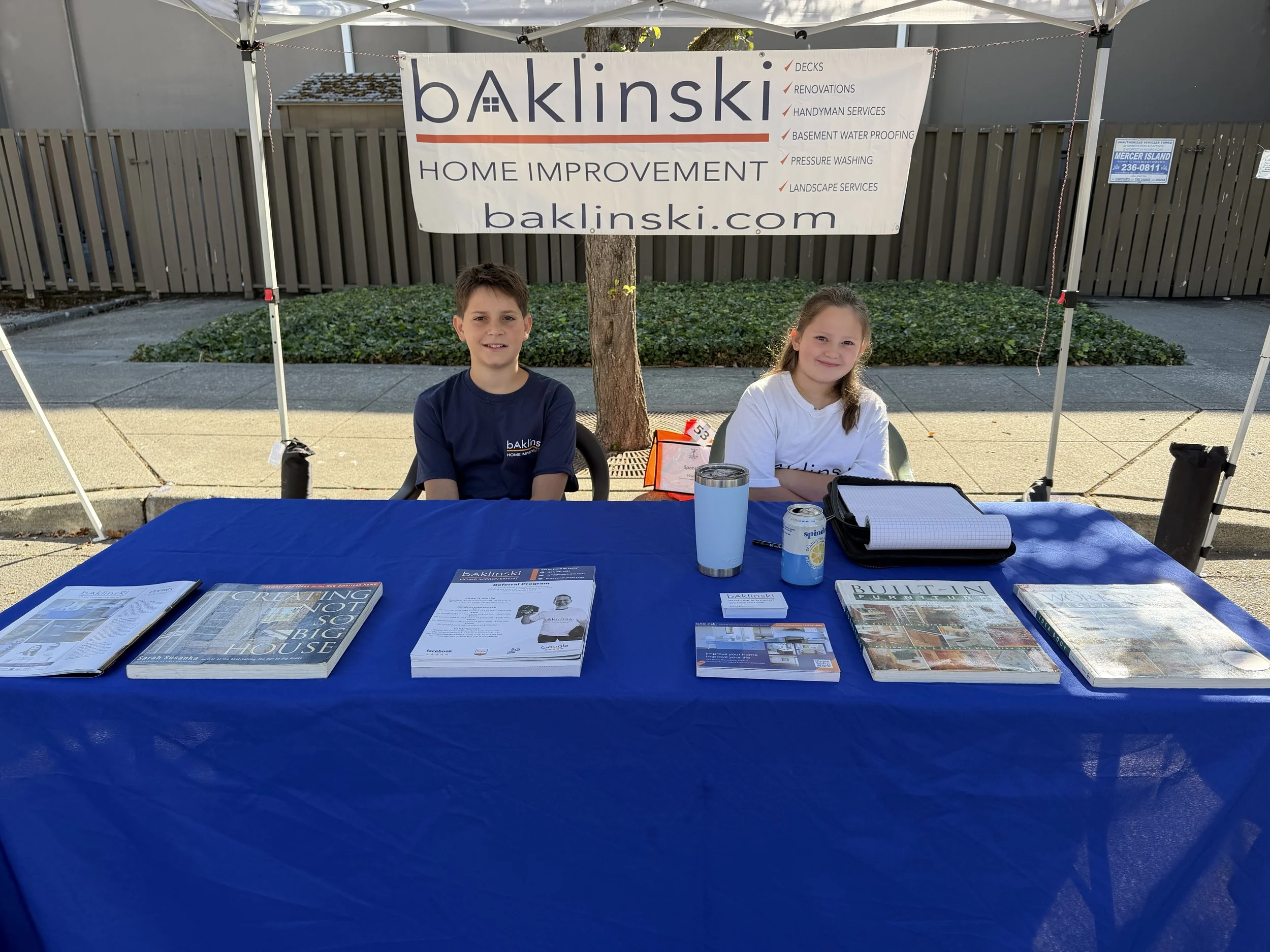 We Sponsored the Mercer Island Farmers Market. Come Find the Booth!