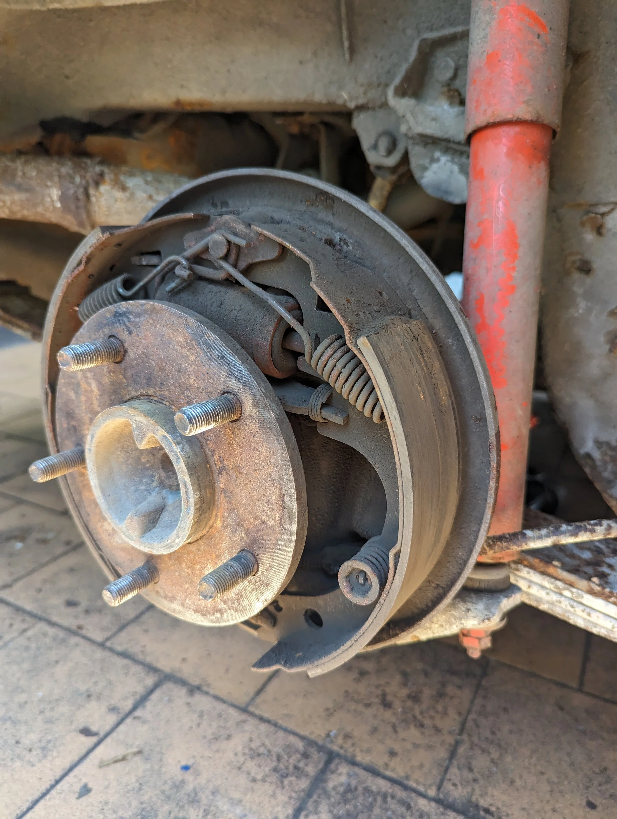 Koni shock on Macho T/A rear