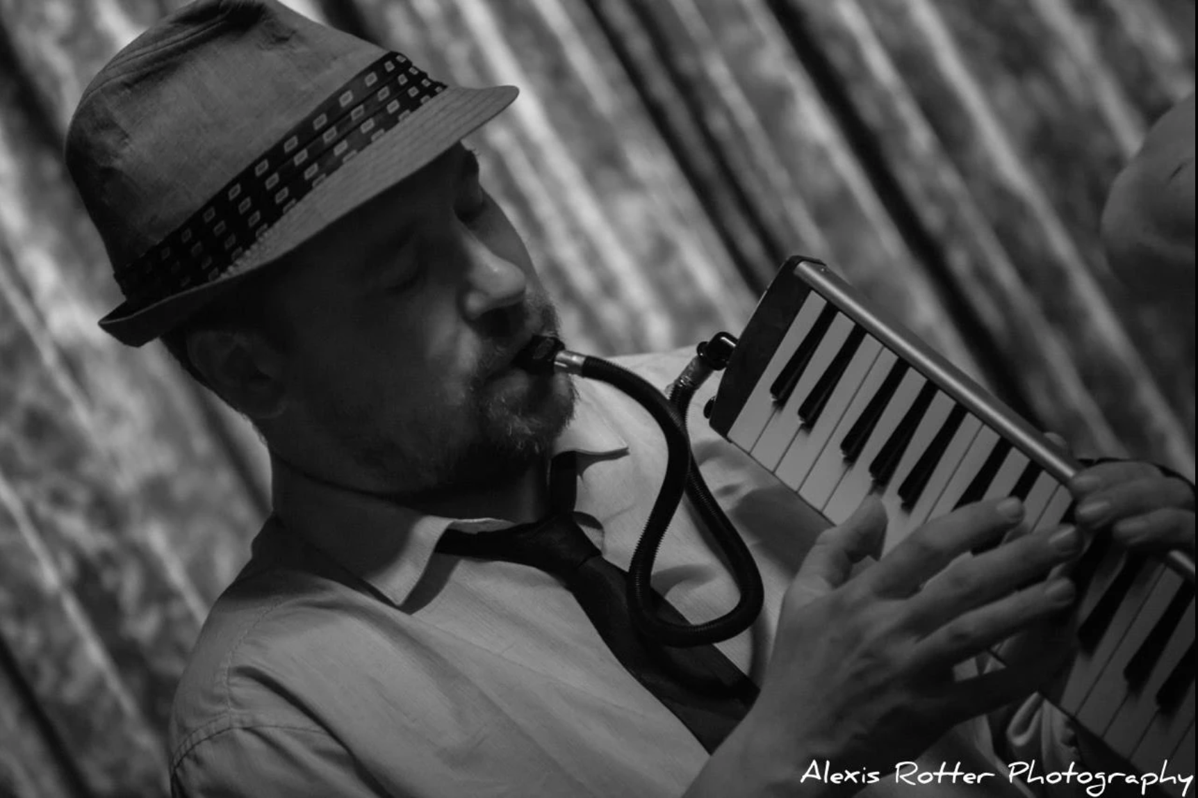 The Booming Beats of Bryan Beninghove and his Band