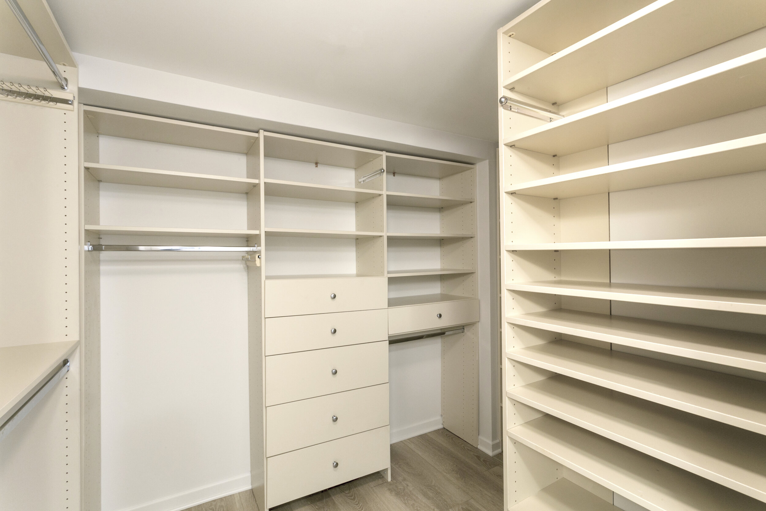 Closet.jpeg