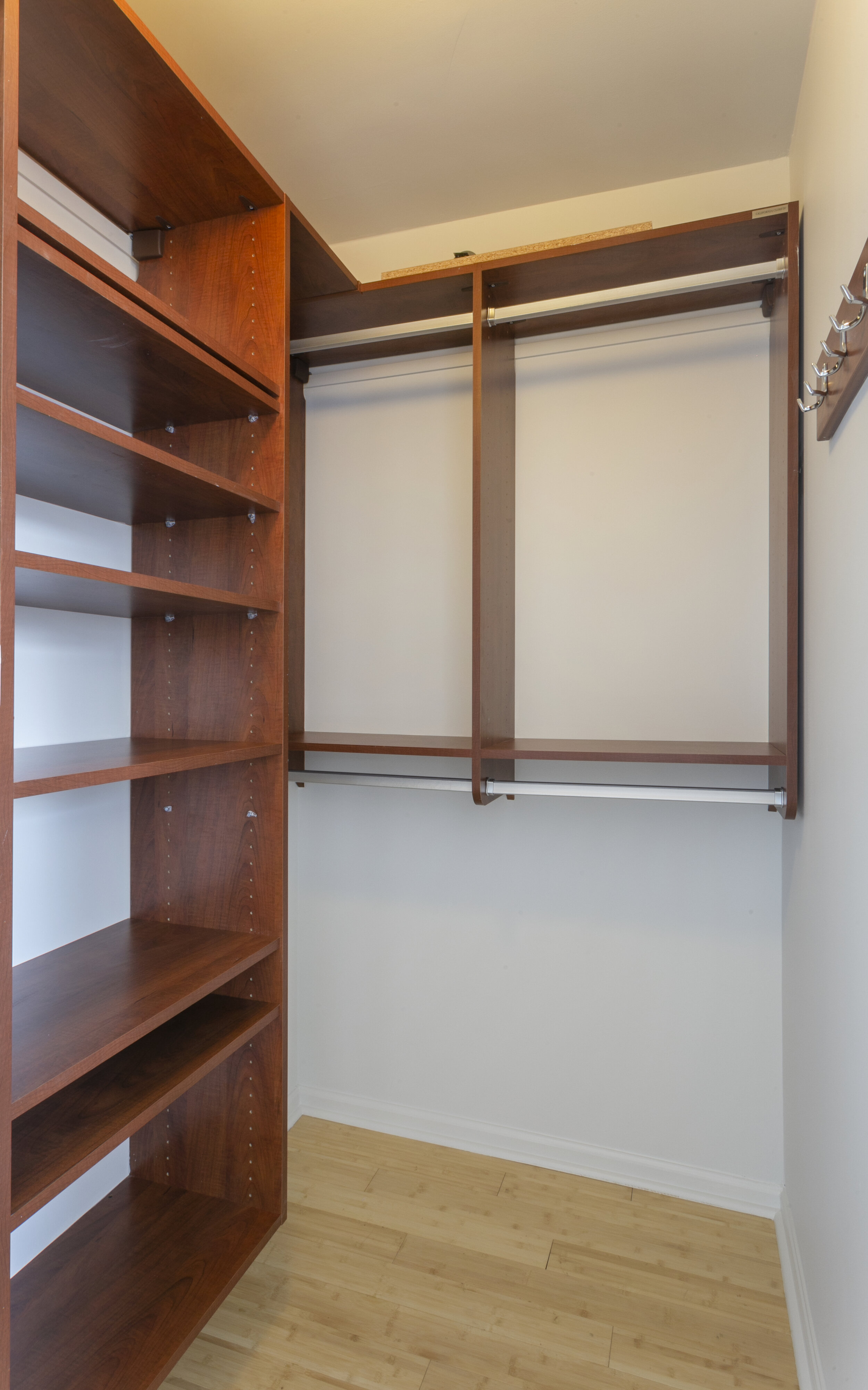 Closet.jpeg