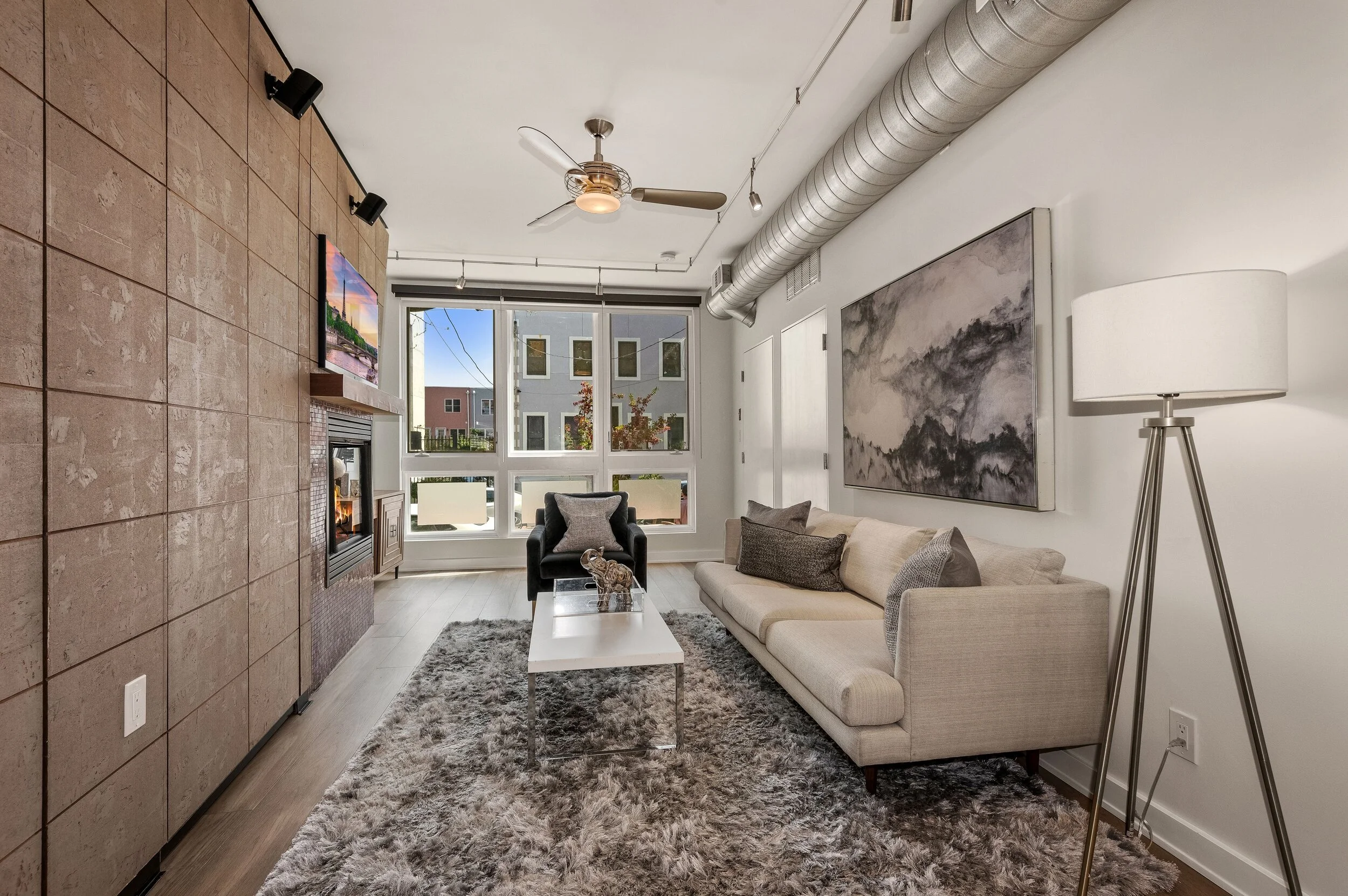 Living Room 1.jpg
