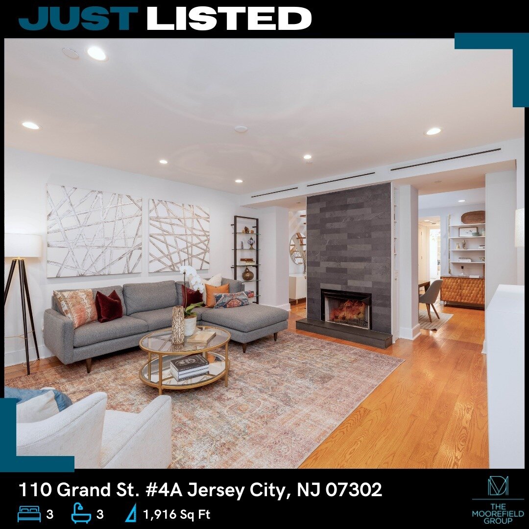 🏡JUST LISTED🏡

📍110 Grand St. #4A
Jersey City, NJ 07302 

🛌 3 Bedroom
🛁 3 Bath
📏 1,916 Sq. Ft.
💵 $1,370,000 

✨Paulus Hook 3 Bed With Roof Deck✨ 

This dramatic duplex condo is set on the two top floors of one of the most unique and elegant bu