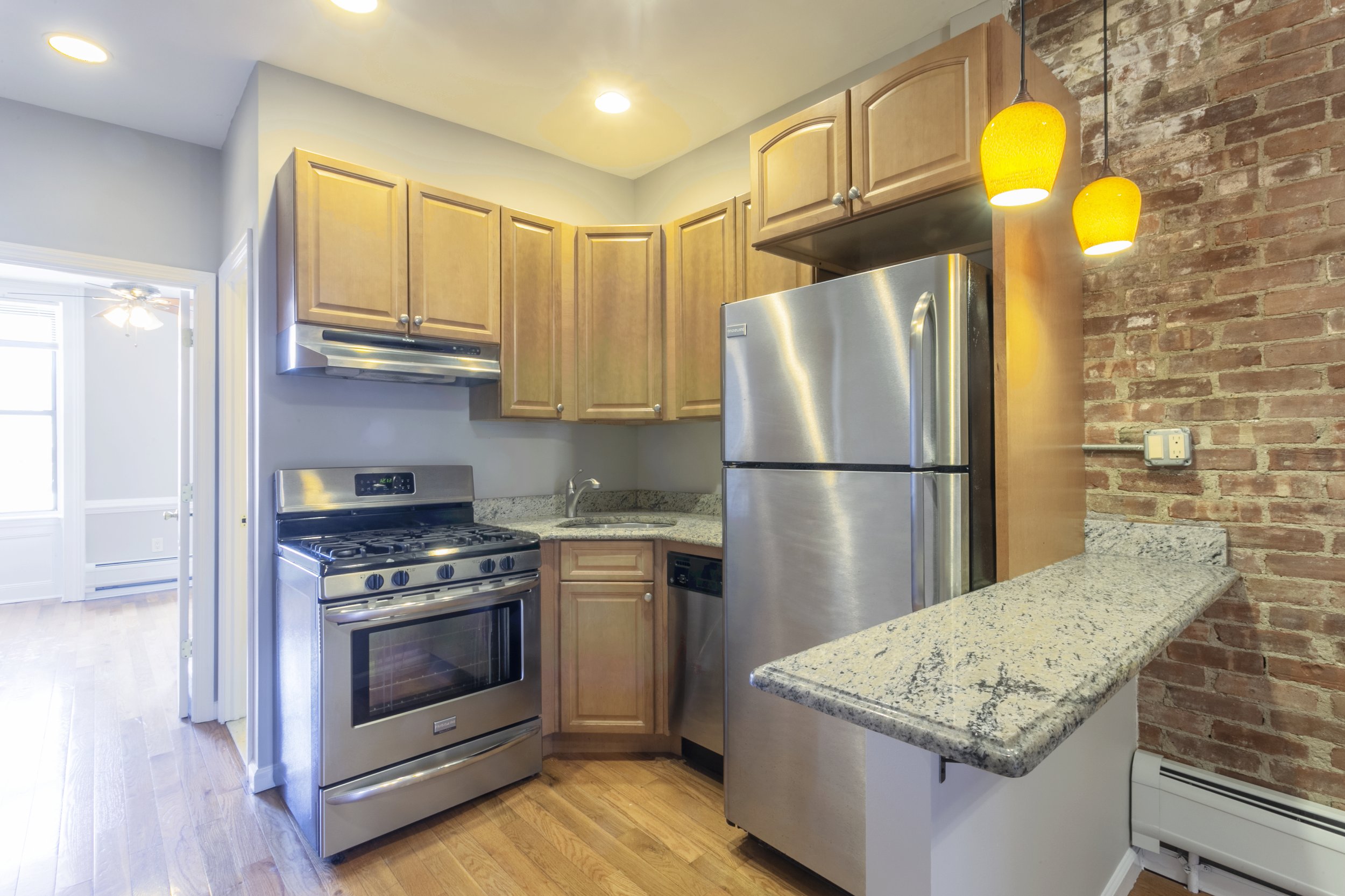 Kitchen 3.jpeg