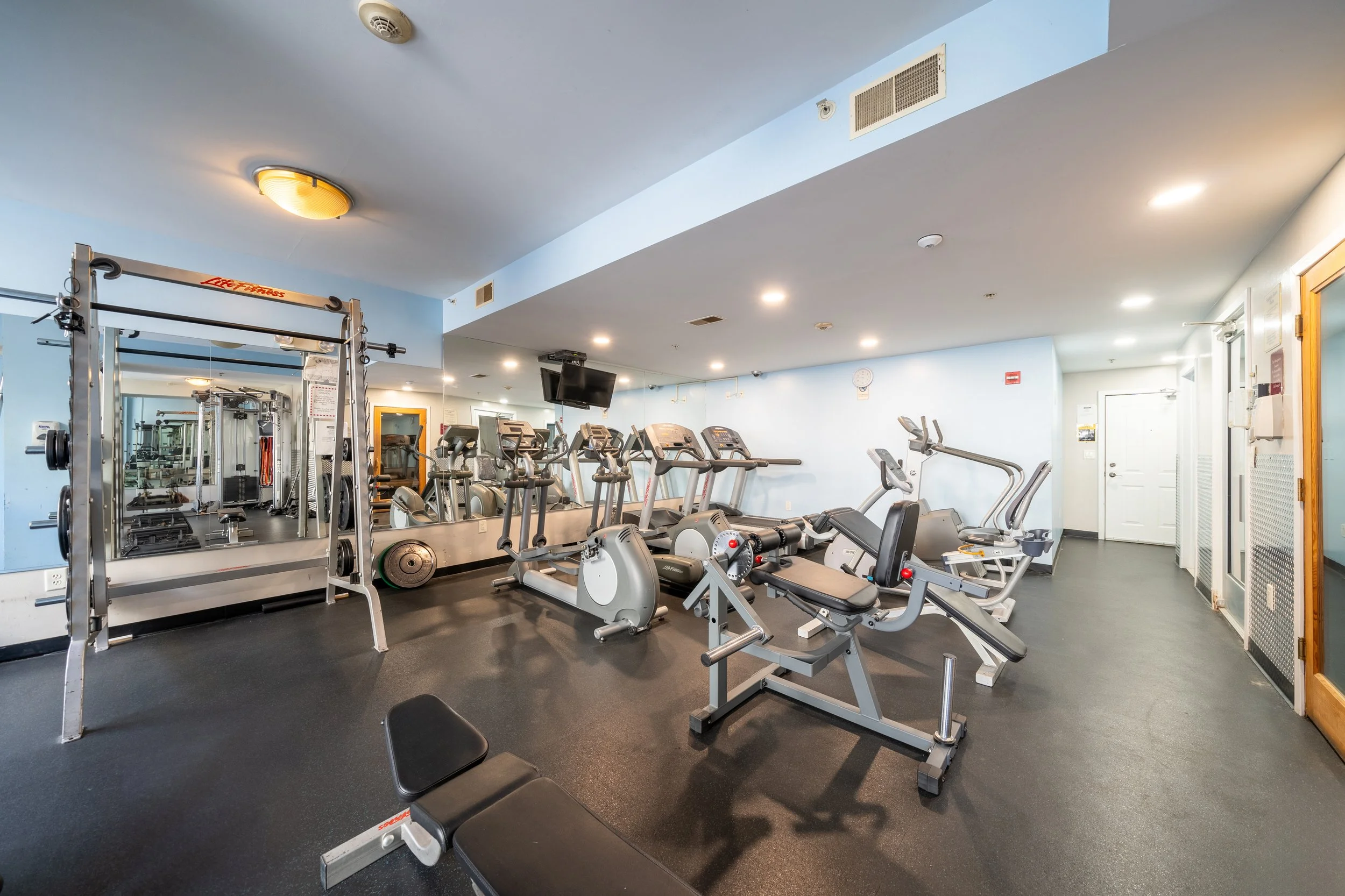 Gym 2.jpg