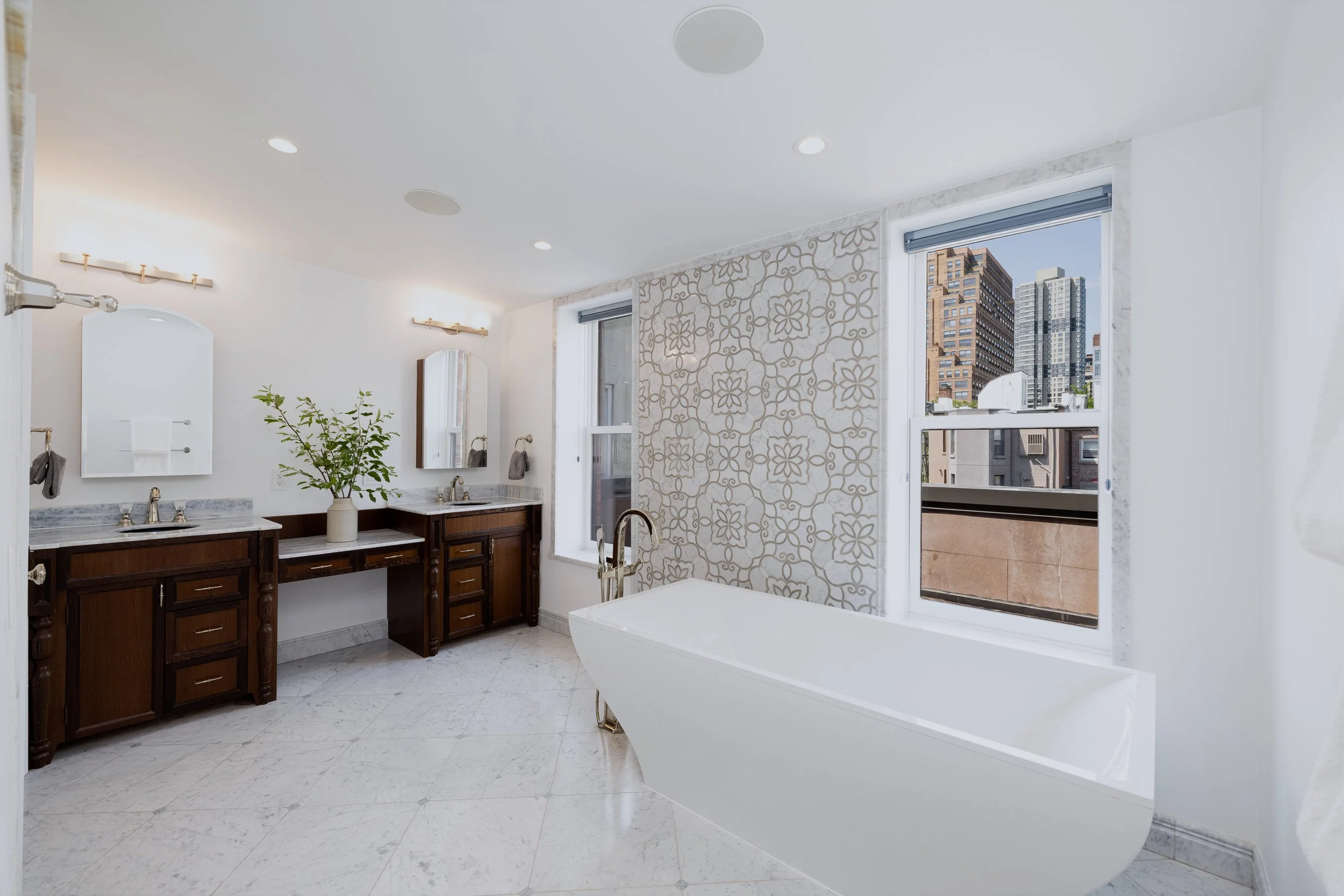 Primary Bath 1.jpg